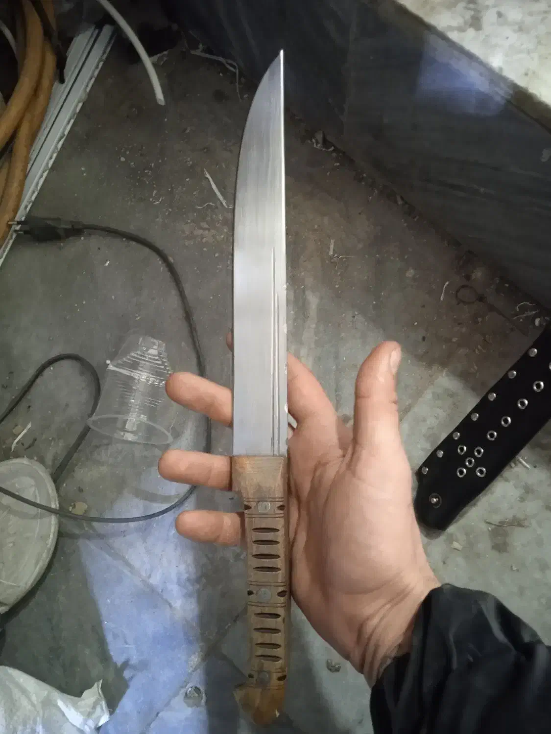 چاقو|کوهنوردی و کمپینگ|قم, نیروگاه|دیوار