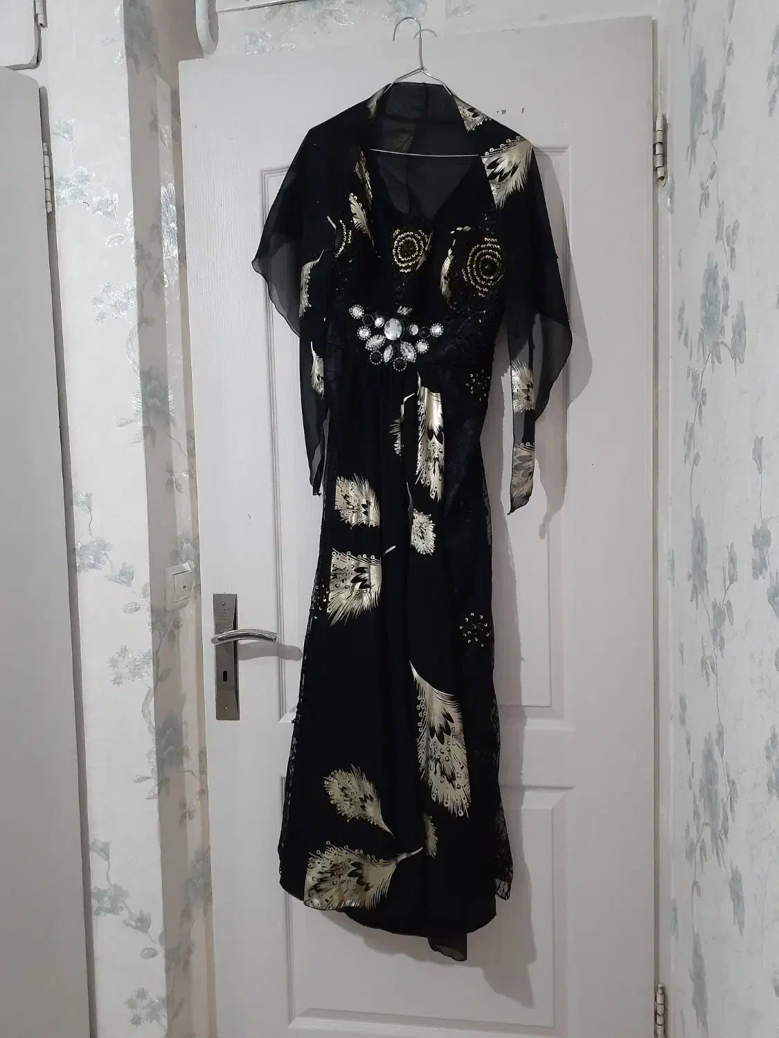 پیراهن مجلسی|لباس|کرج, کوی فرهنگ|دیوار