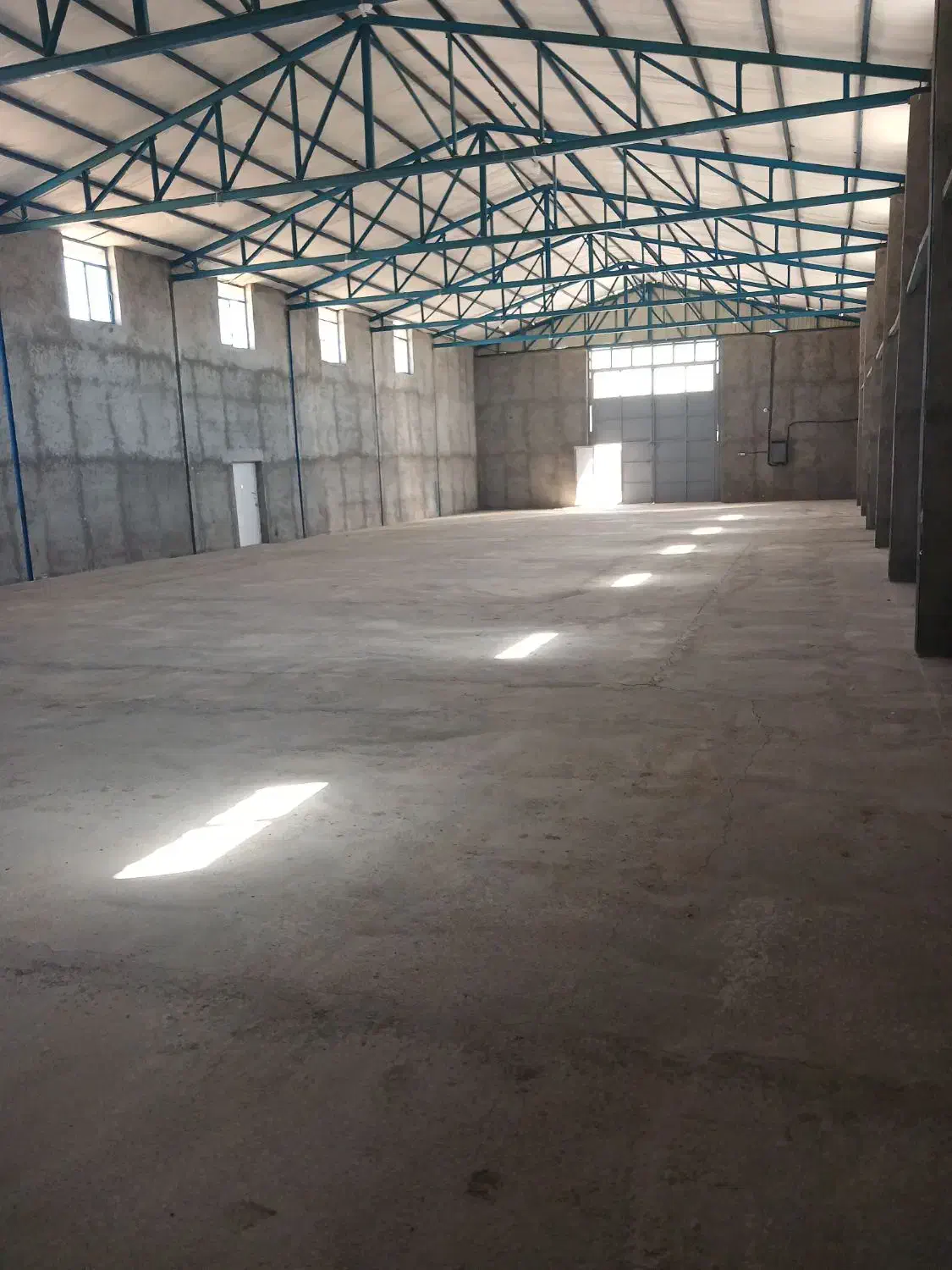 اجاره سوله بزرگ|اجارهٔ دفتر صنعتی، کشاورزی، تجاری|مهاباد (آذربایجان غربی), |دیوار