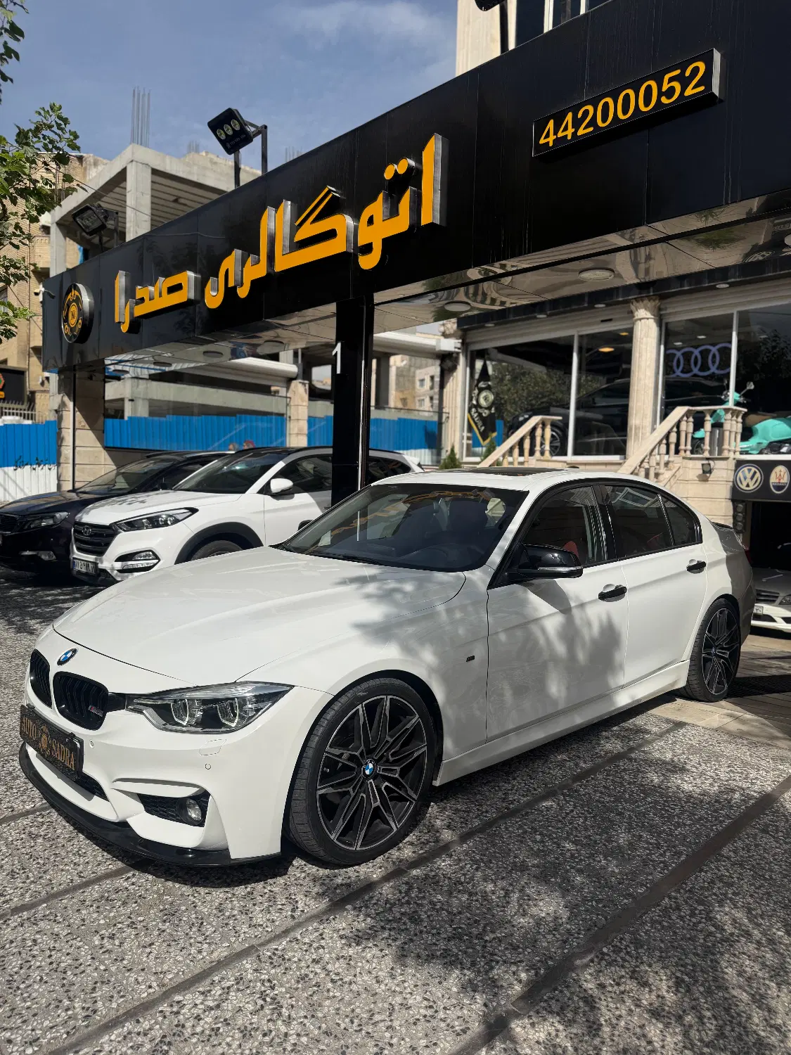 BMW 320 2013|خودرو سواری و وانت|تهران, صادقیه|دیوار