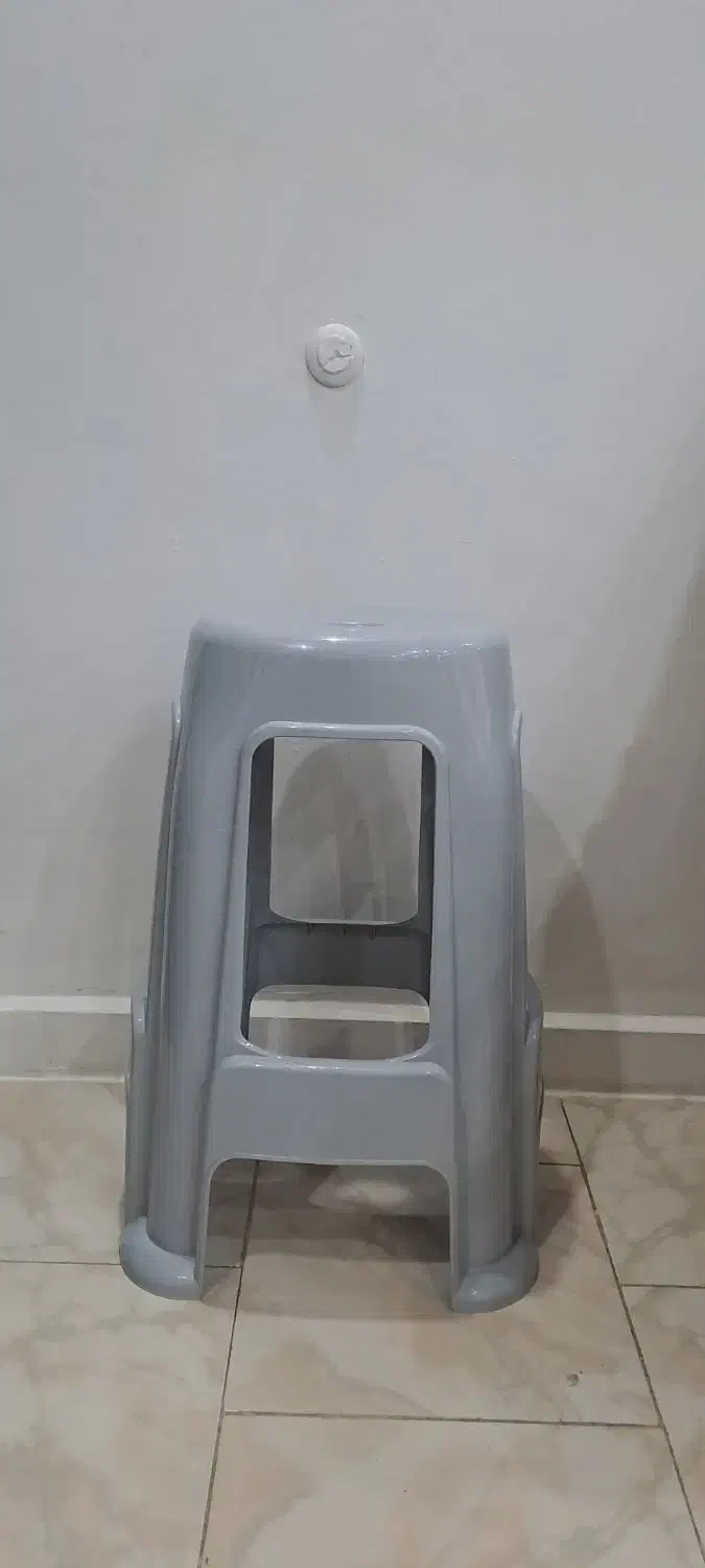 چهار پایه|صندلی و نیمکت|بندر انزلی, کلیور|دیوار