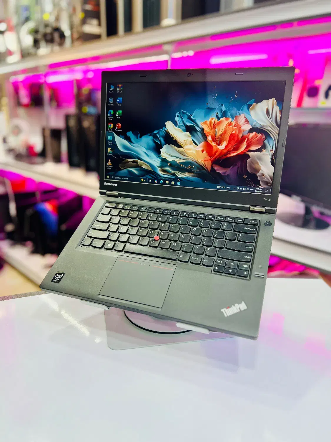 لپتاپ لنوو اقتصادی دانشجویی تمیز آماده کار|رایانه همراه|بوشهر, |دیوار