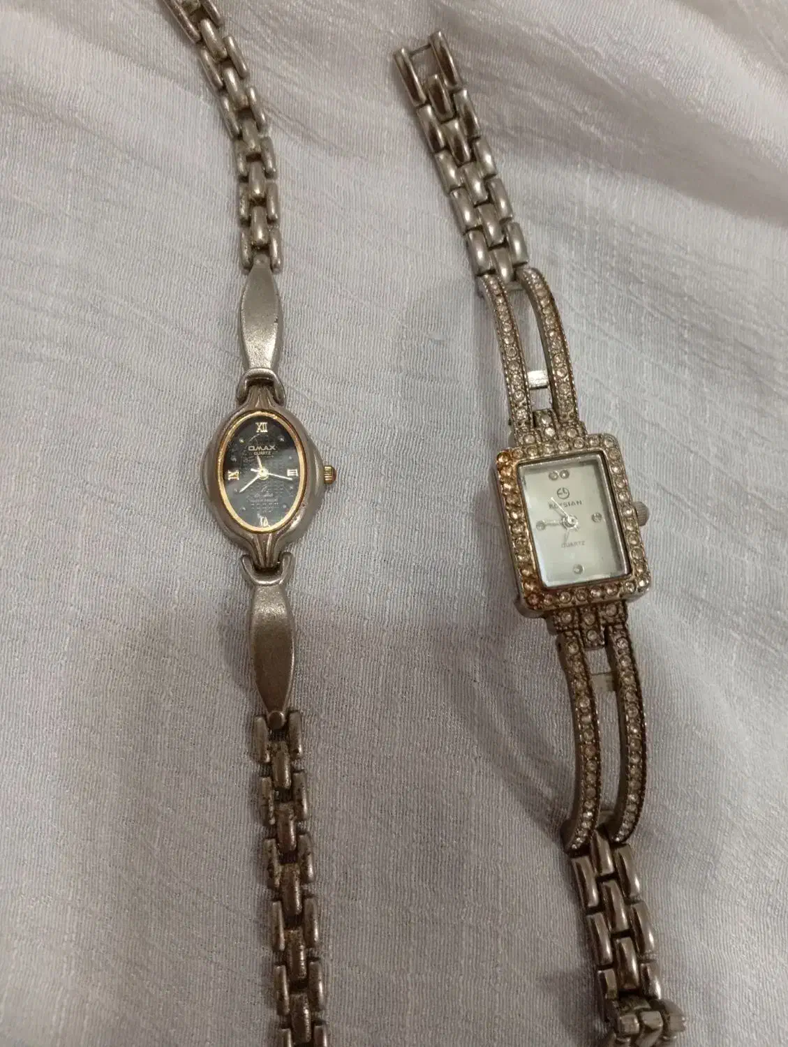 دو عدد ساعت زنانه|ساعت|رشت, شهرک صبا|دیوار