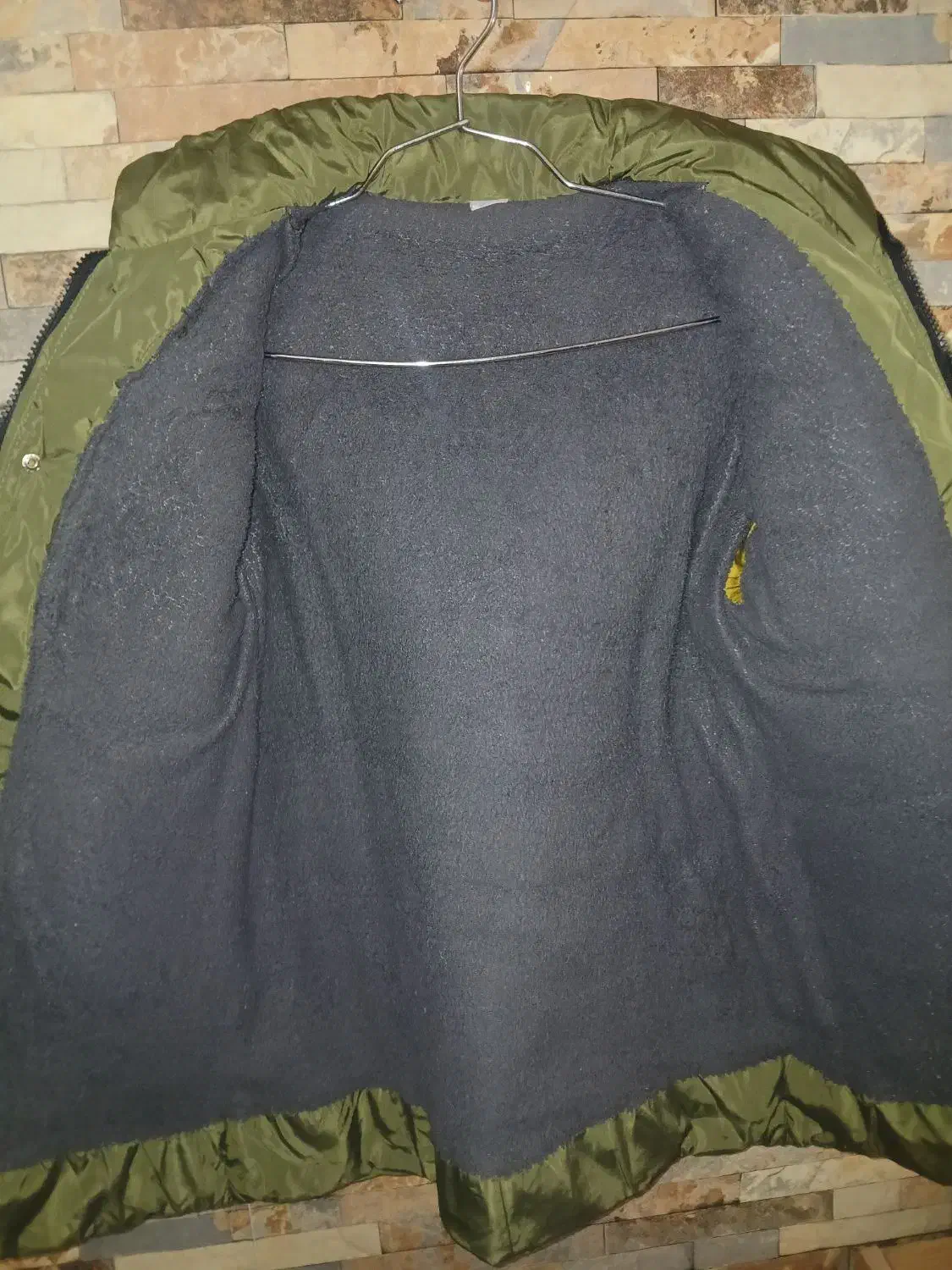 کاوشن|کفش و لباس بچه|فردیس, فردیس|دیوار