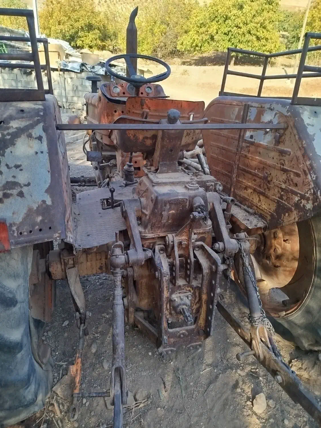 تراکتور رومانی با تریلی و گاواهن|خودرو سنگین|بیرانوند, |دیوار