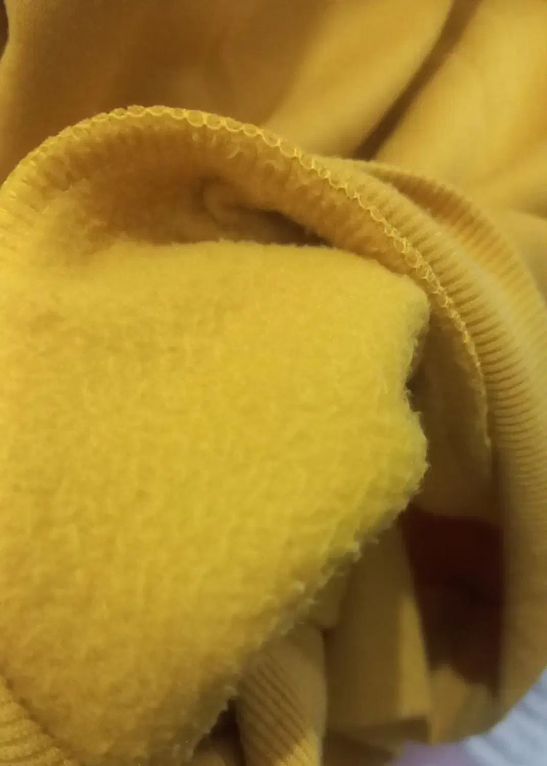 هودی کلاه دار|لباس|پاکدشت, پاکدشت (مامازند)|دیوار