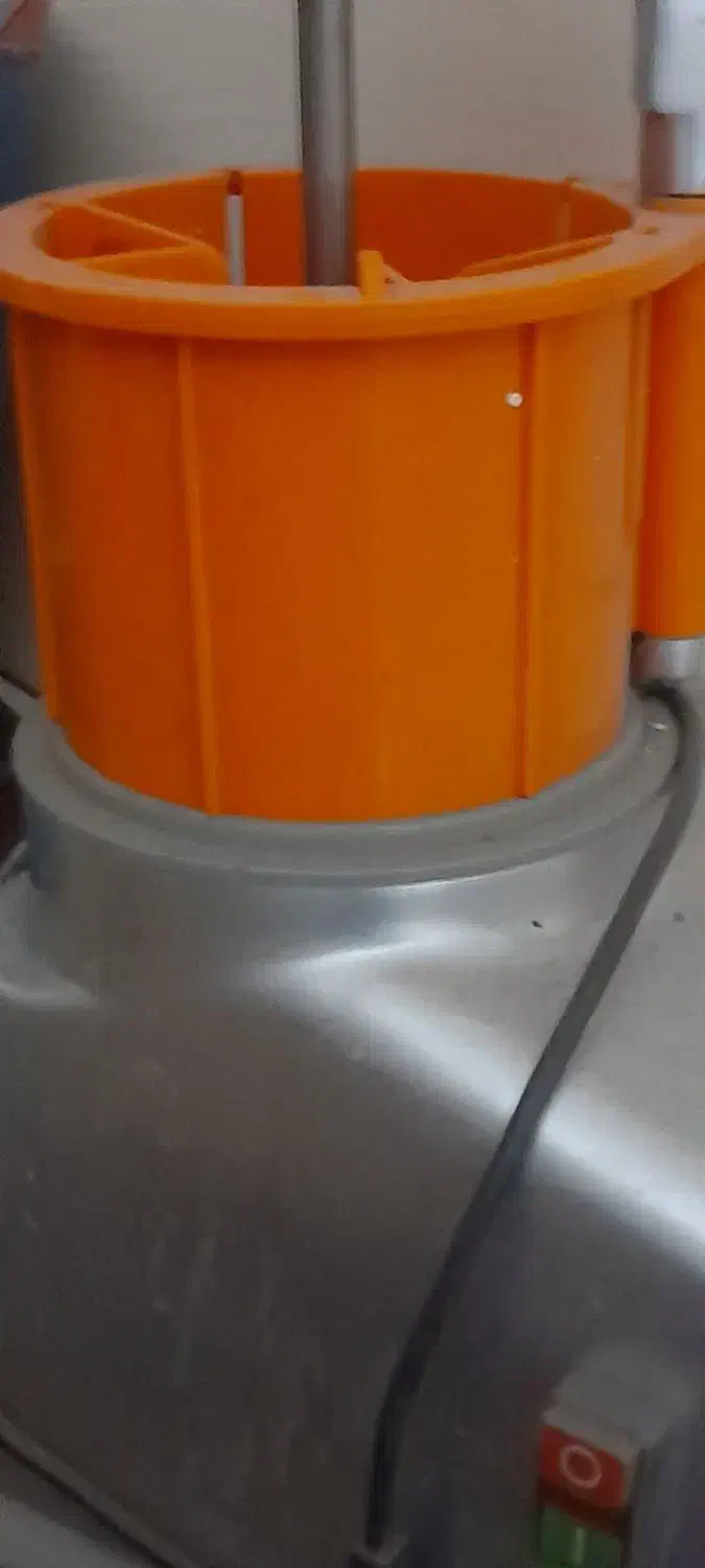 یک دستگاه اسلایزر میوهوپیاز مخصوص تالارها|کافیشاپ و رستوران|اراک, |دیوار