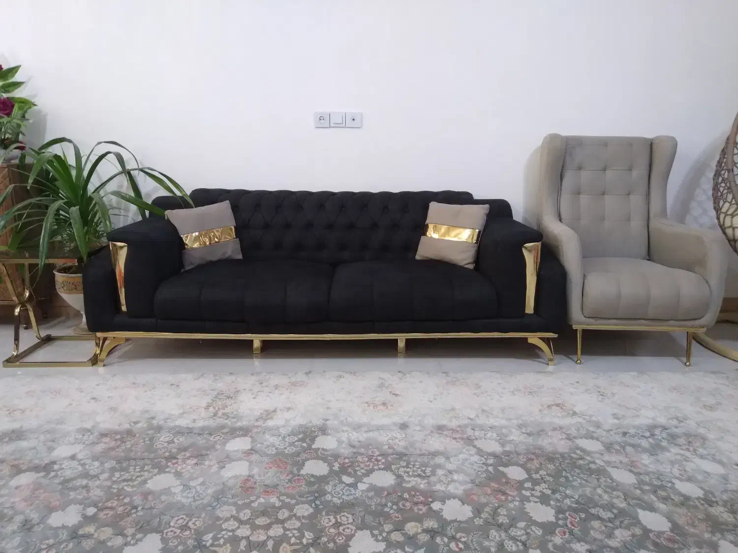 مبلمان ۸نفره راحتی با۳عدد میز عسلی فلزی|مبلمان خانگی و میز عسلی|تربتحیدریه, هاشمینژاد|دیوار