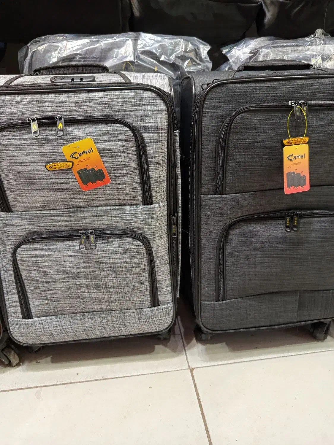 چمدون خارجی نشکن وارداتی وپارچه ای چهار چرخ خارجی|کیف، کفش، کمربند|مشهد, یاس|دیوار