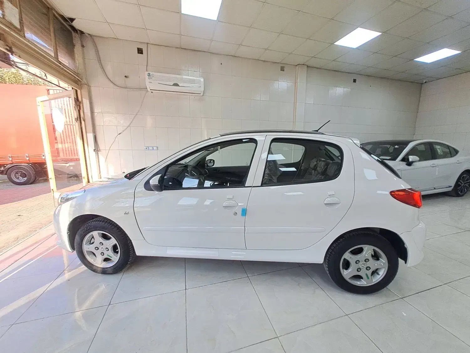 207 پانا ۱۴۰۳|خودرو سواری و وانت|کرمانشاه, |دیوار