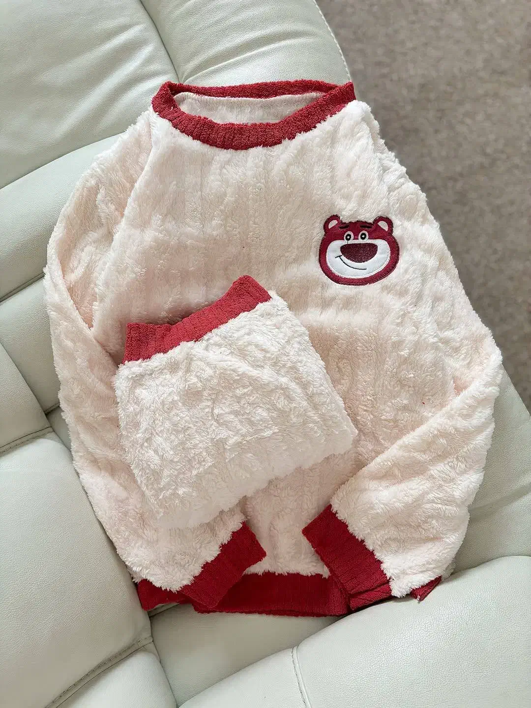 ست تدی|لباس|قشم, |دیوار