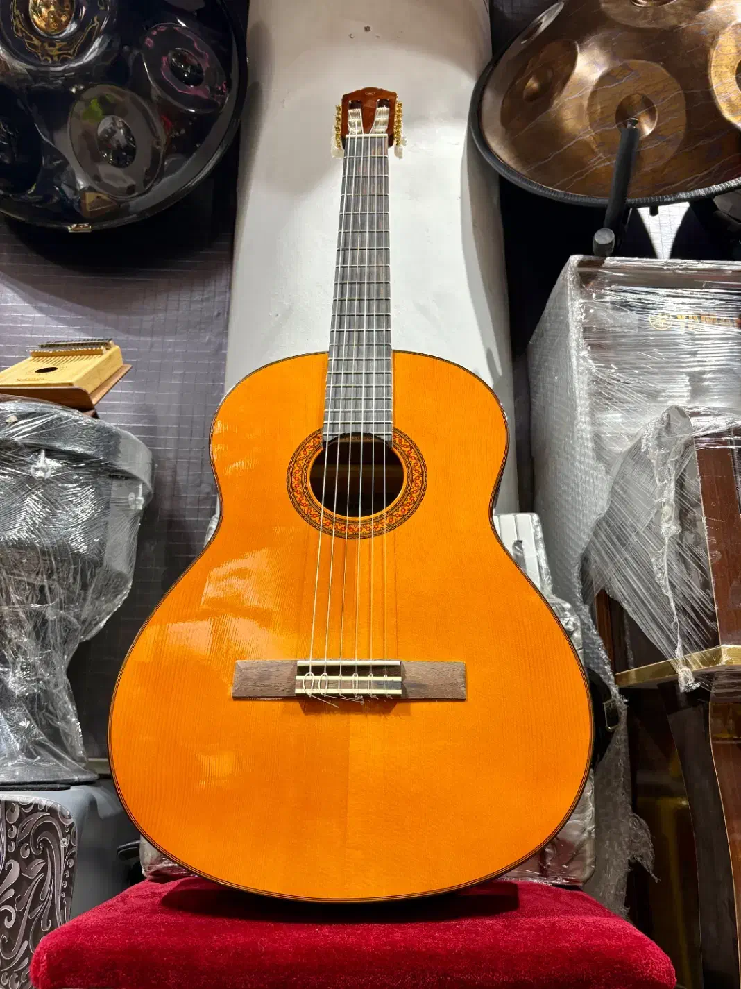 گیتار یاماها c70|گیتار، بیس، امپلیفایر|شهرکرد, |دیوار