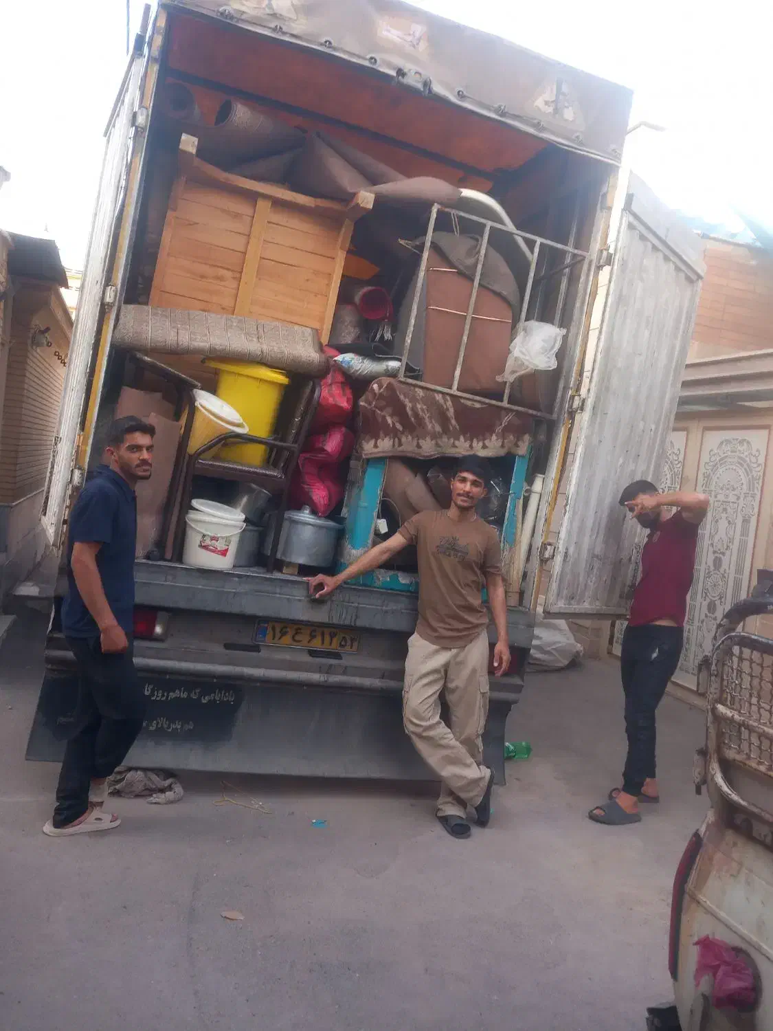 حمل ونقل با نیسان وخاور  باربری حمل باراثاثکشی|خدمات حمل و نقل|کاشان, فین کوچک|دیوار