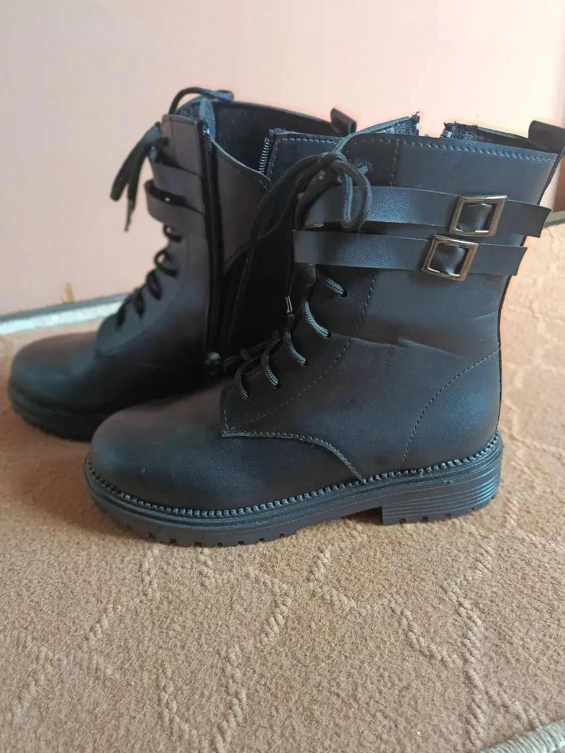 بوت نو|کیف، کفش، کمربند|کازرون, |دیوار