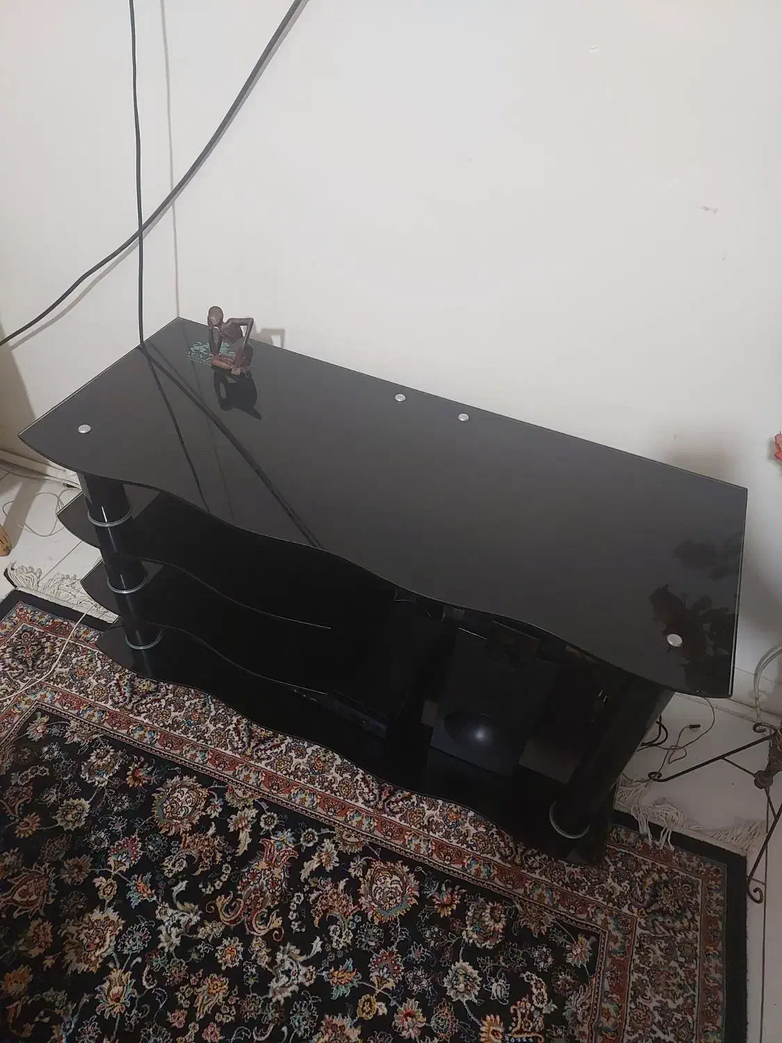 میز تلویزیون شیشه ای کاملا سالم|میز تلویزیون|تهران, خرمشهر|دیوار