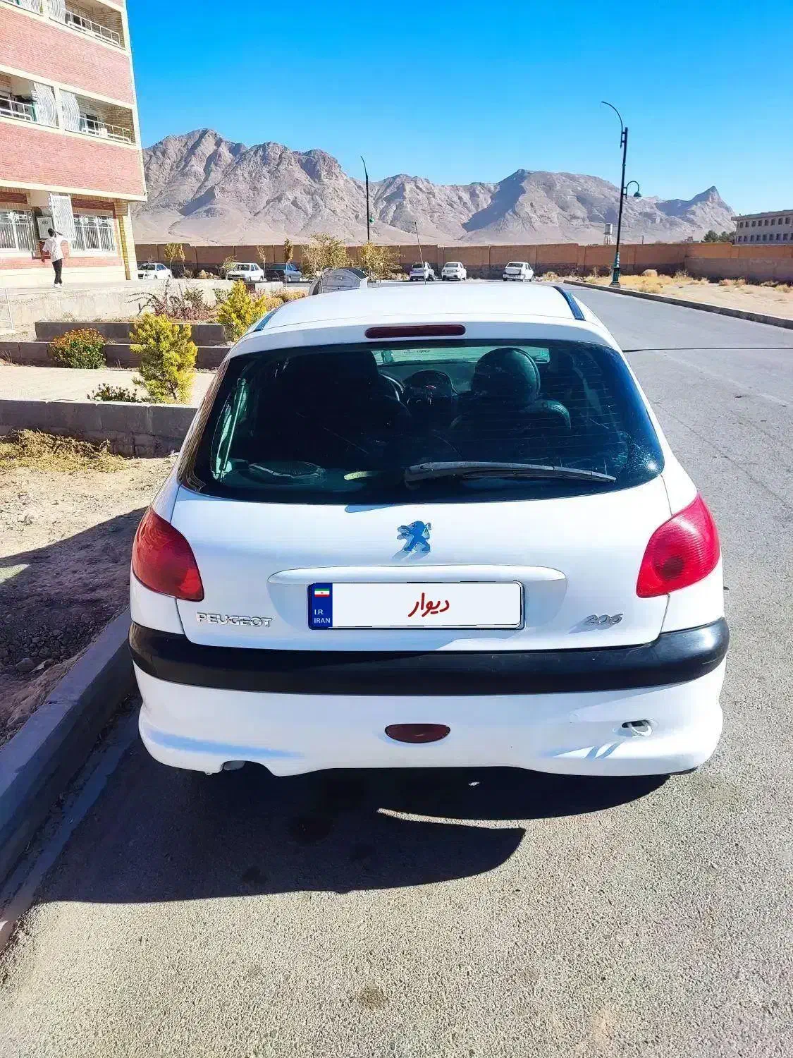 پژو 206 تیپ 2 مدل 88 سفید . فنی سالم|خودرو سواری و وانت|مشهد, رضاشهر|دیوار