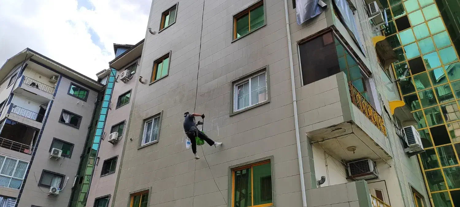 مهار سنگ نما اب بندی راپل عایق پیچ رولپلاک شستشوی|خدمات پیشه و مهارت|سیاهکل, |دیوار