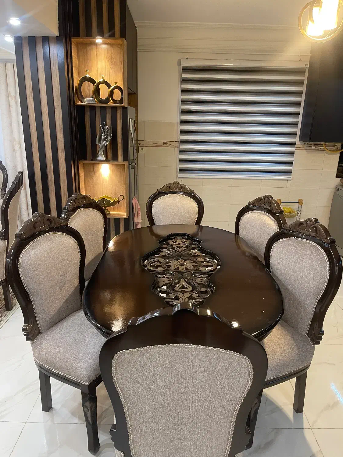 تعویض پارچه و تعمیرات انواع مبلمان و صندلی|خدمات پیشه و مهارت|رشت, حومه رشت|دیوار