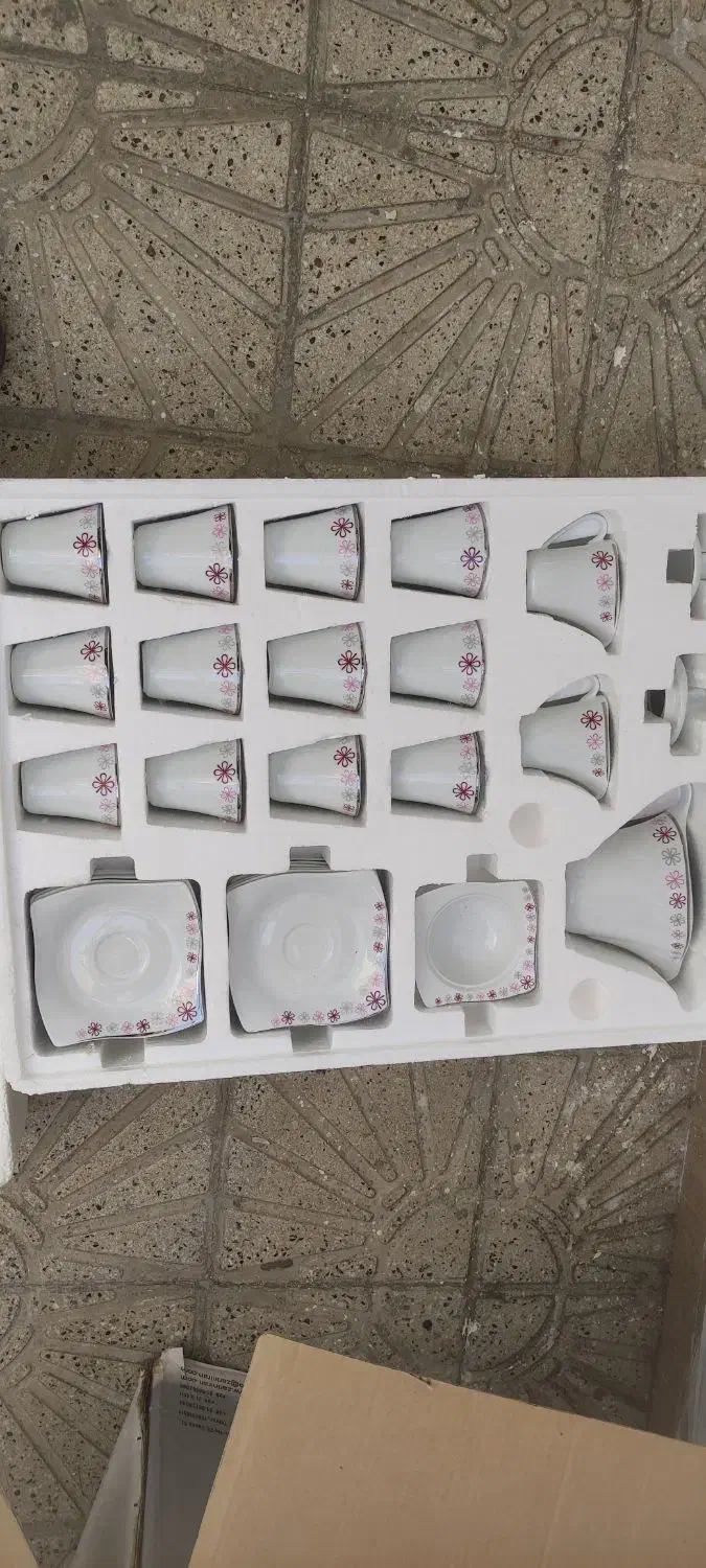 سرویس غذاخوری چینی|ظروف سرو و پذیرایی|سنندج, |دیوار