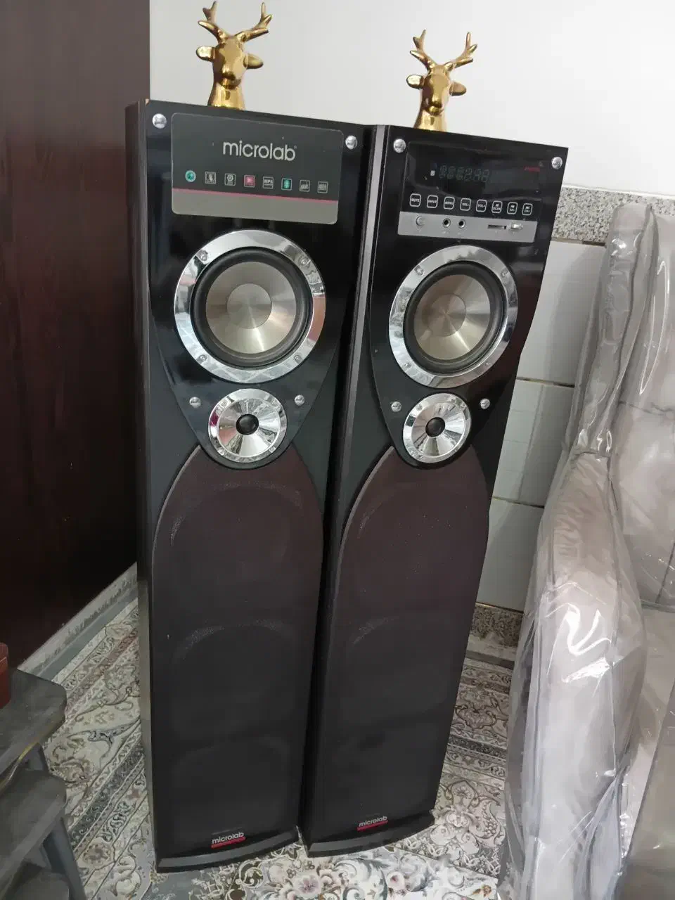 یک جفت اسپیکر در حد نو و سالم|سیستم صوتی خانگی|کرمان, |دیوار