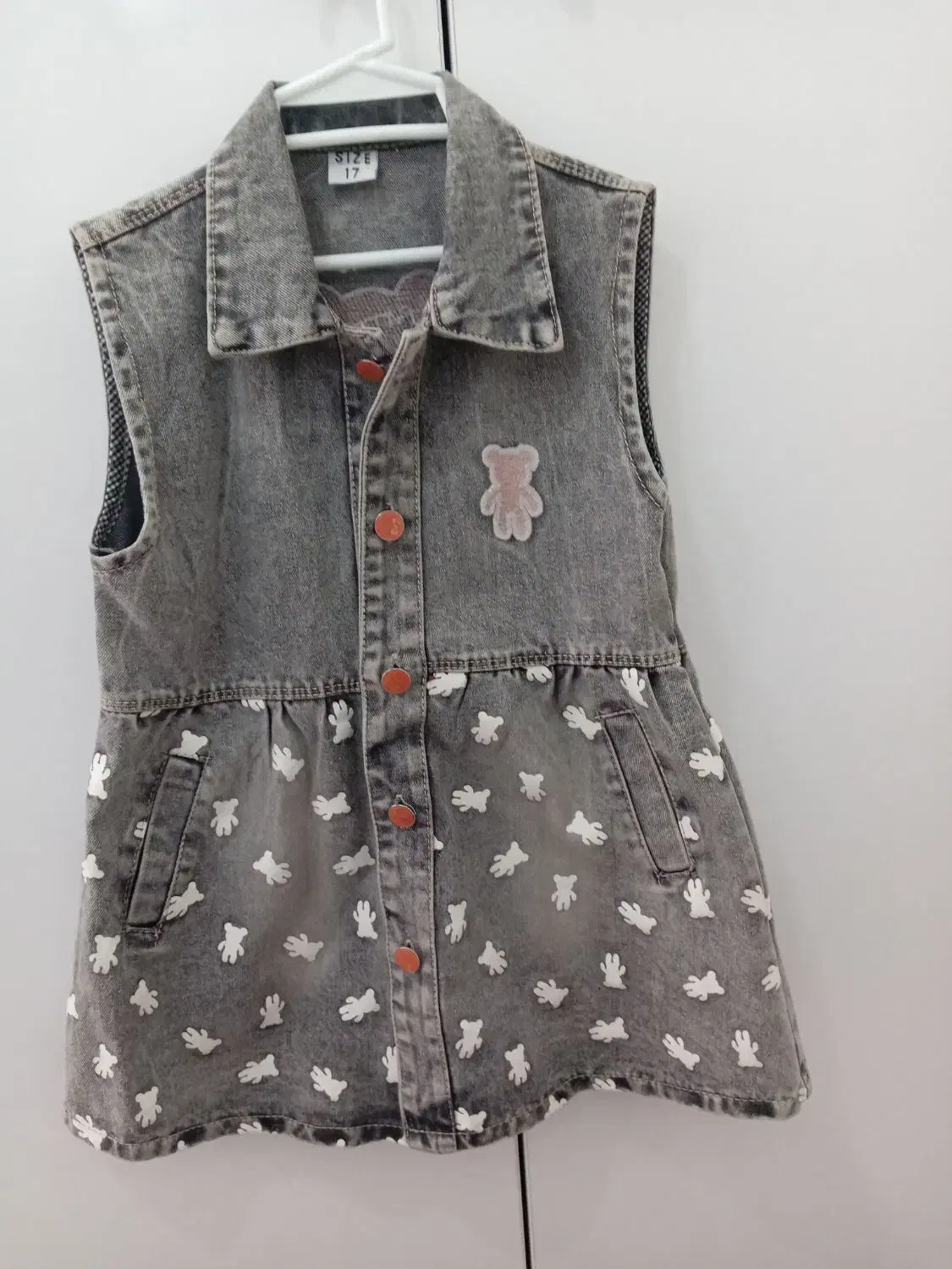 سارافون لی شلوار جین همرنگ هم داره|کفش و لباس بچه|نجف‌آباد, شهید بهشتی|دیوار