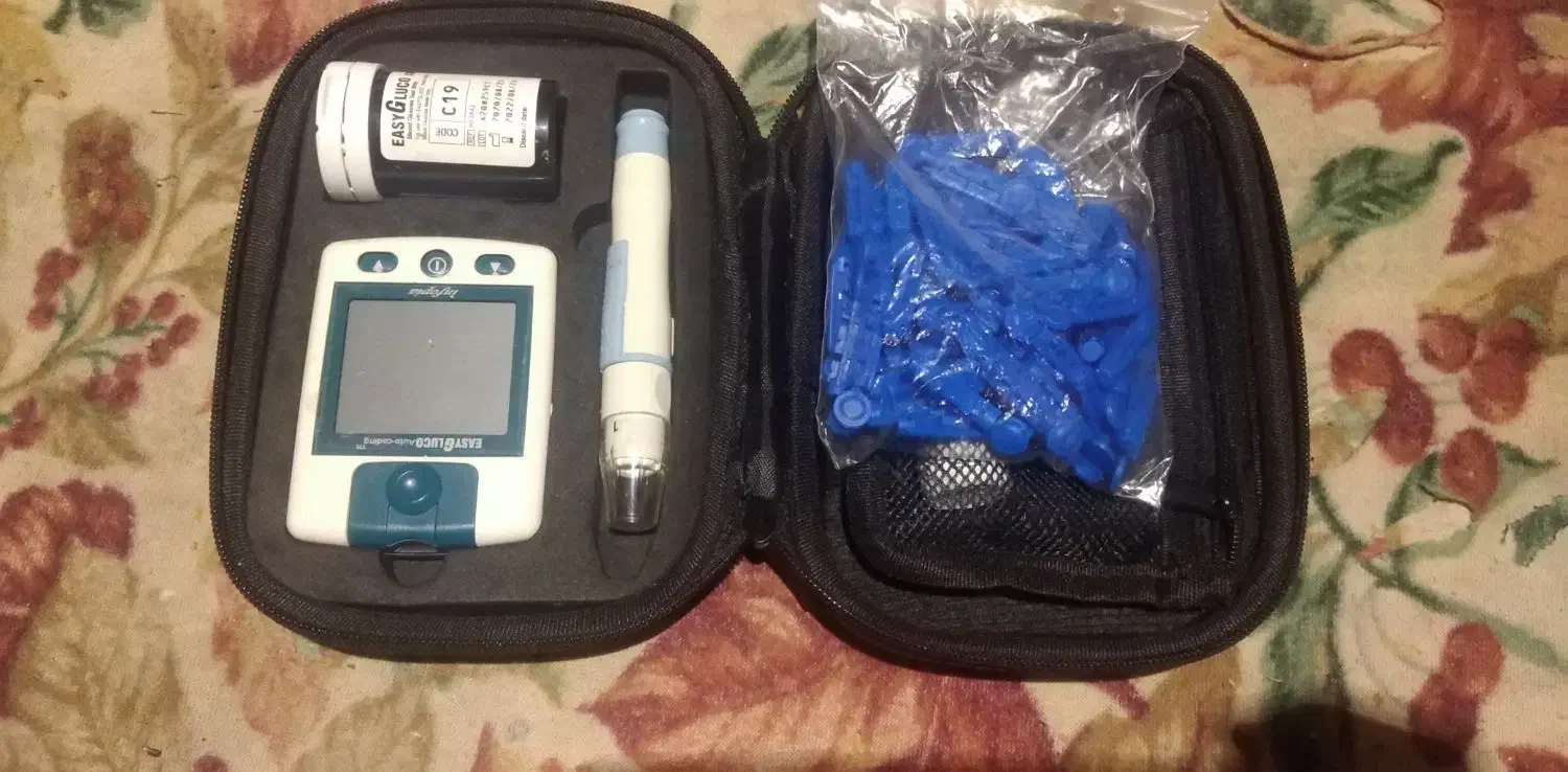 دستگاه تست قند خون|آرایشی، بهداشتی، درمانی|شیراز, گلکوب|دیوار