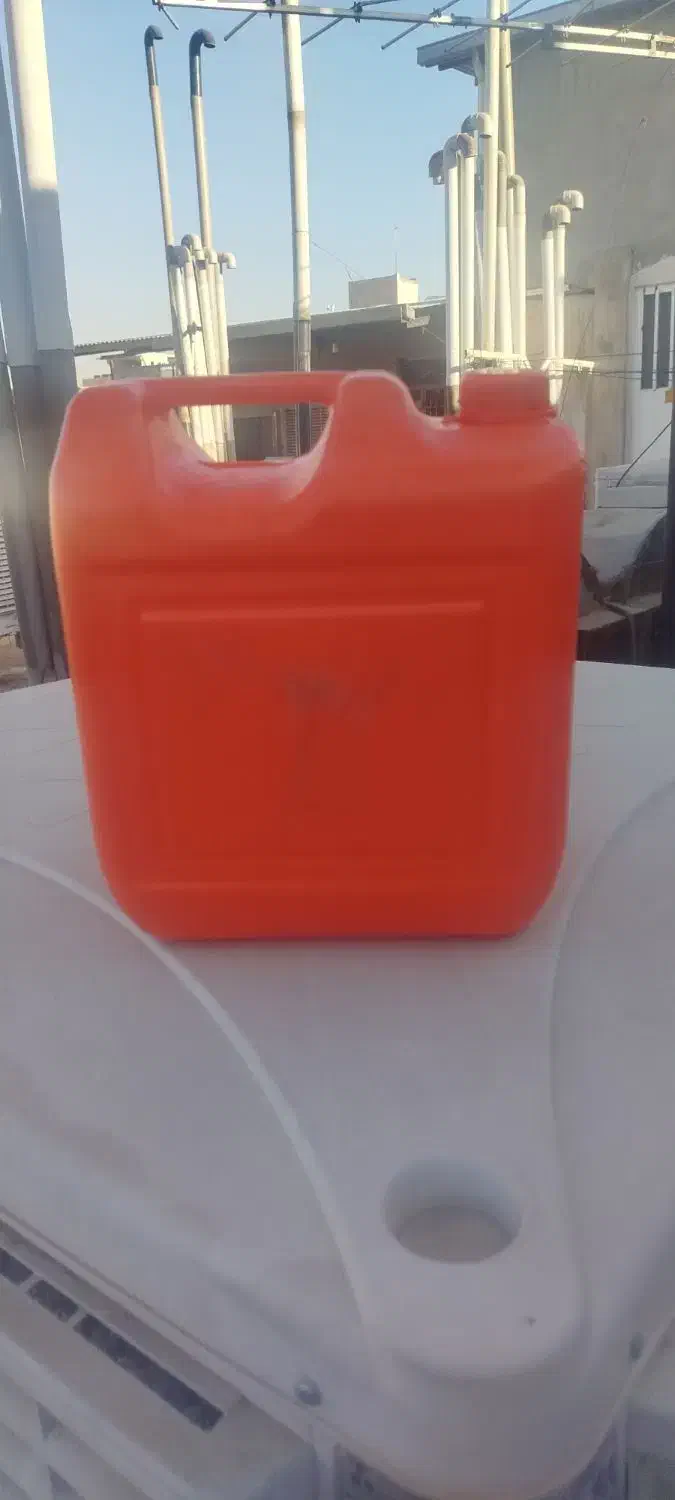 فروش دبه و سطل خالی|ظروف نگهدارنده، پلاستیکی، یک‌بارمصرف|مشهد, دانش|دیوار