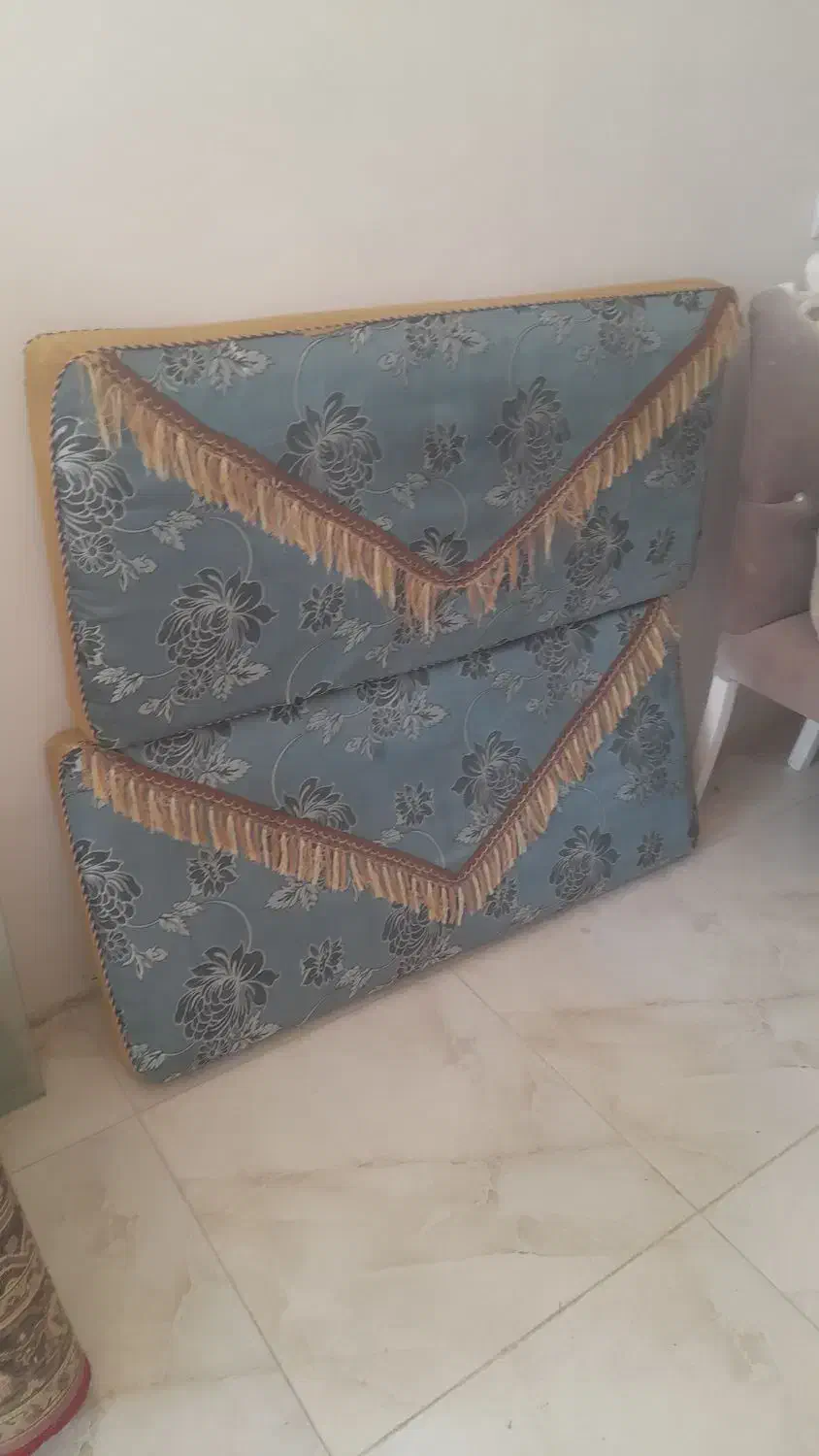 پشتی|پشتی|ارومیه, |دیوار