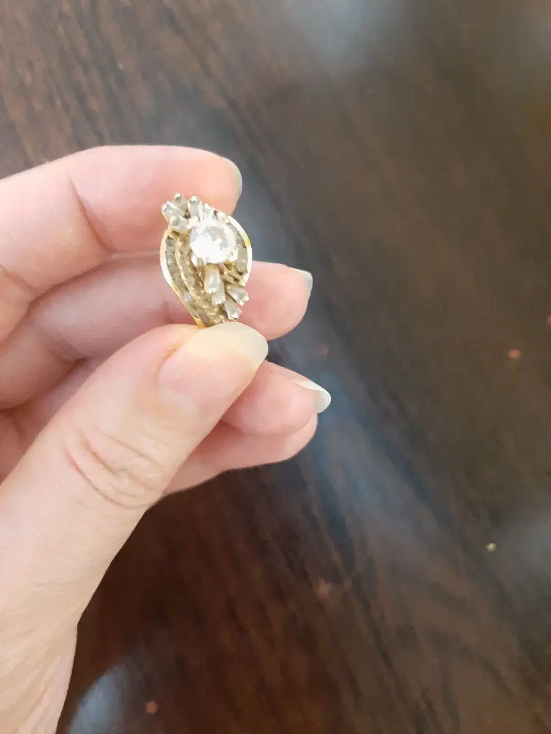 انگشتر طلا|جواهرات|بروجرد, |دیوار