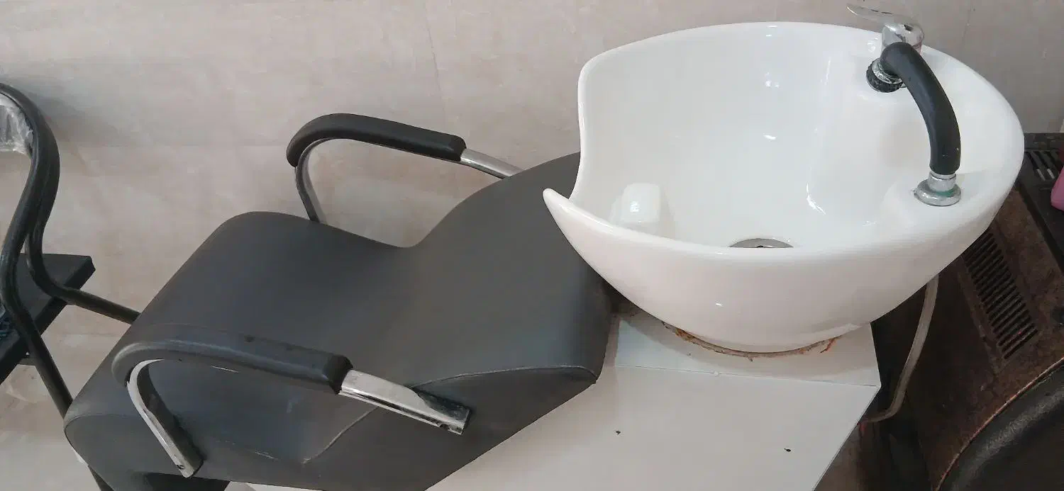 فروشوسایلآرایشگاهزنانه|آرایشگاه و سالنهای زیبایی|قرچک, شهرک طلائیه|دیوار