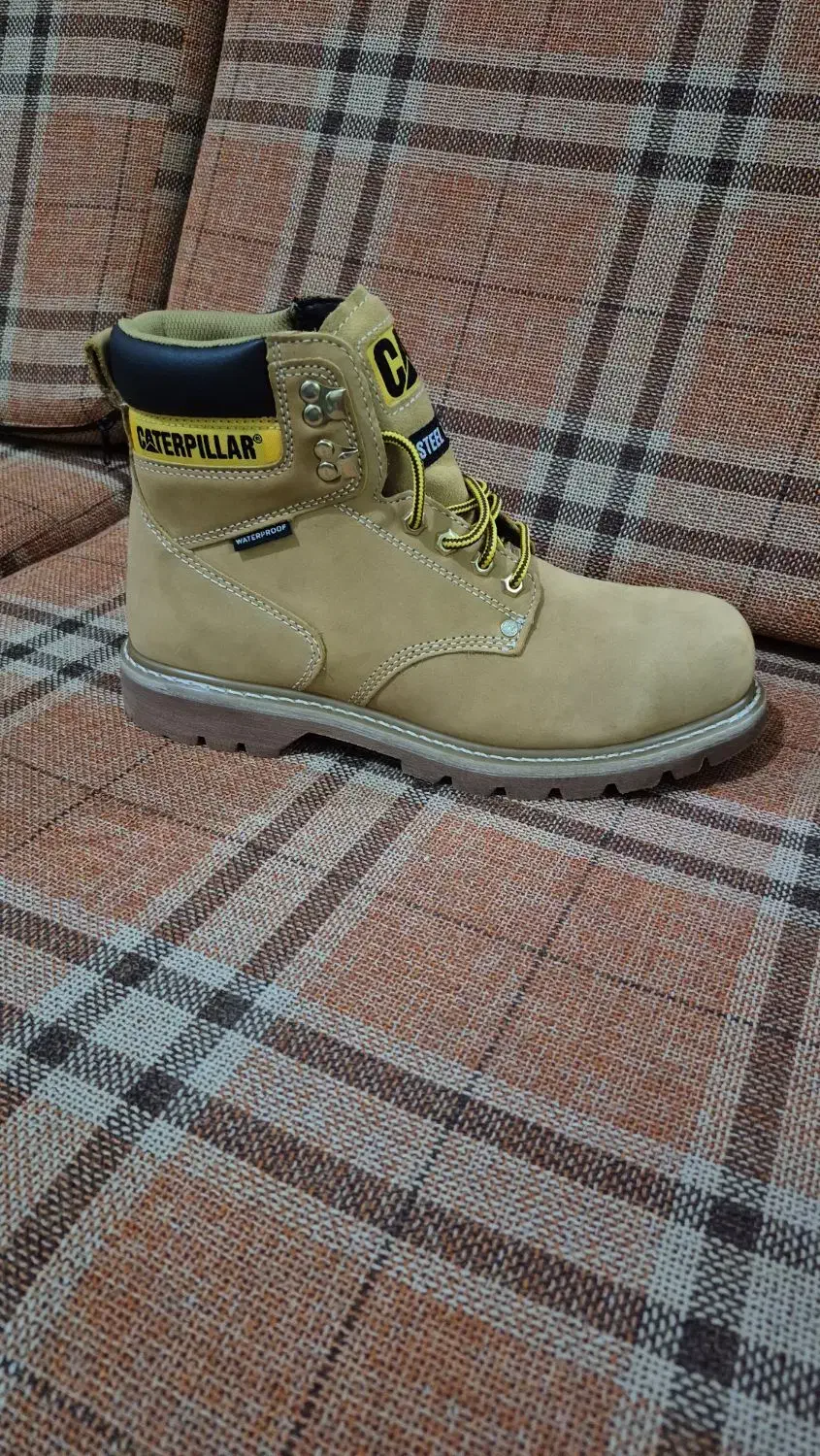 کفش ایمنی (نیم بوت) کاترپیلار اورجینال|کیف، کفش، کمربند|بندر ماهشهر, |دیوار