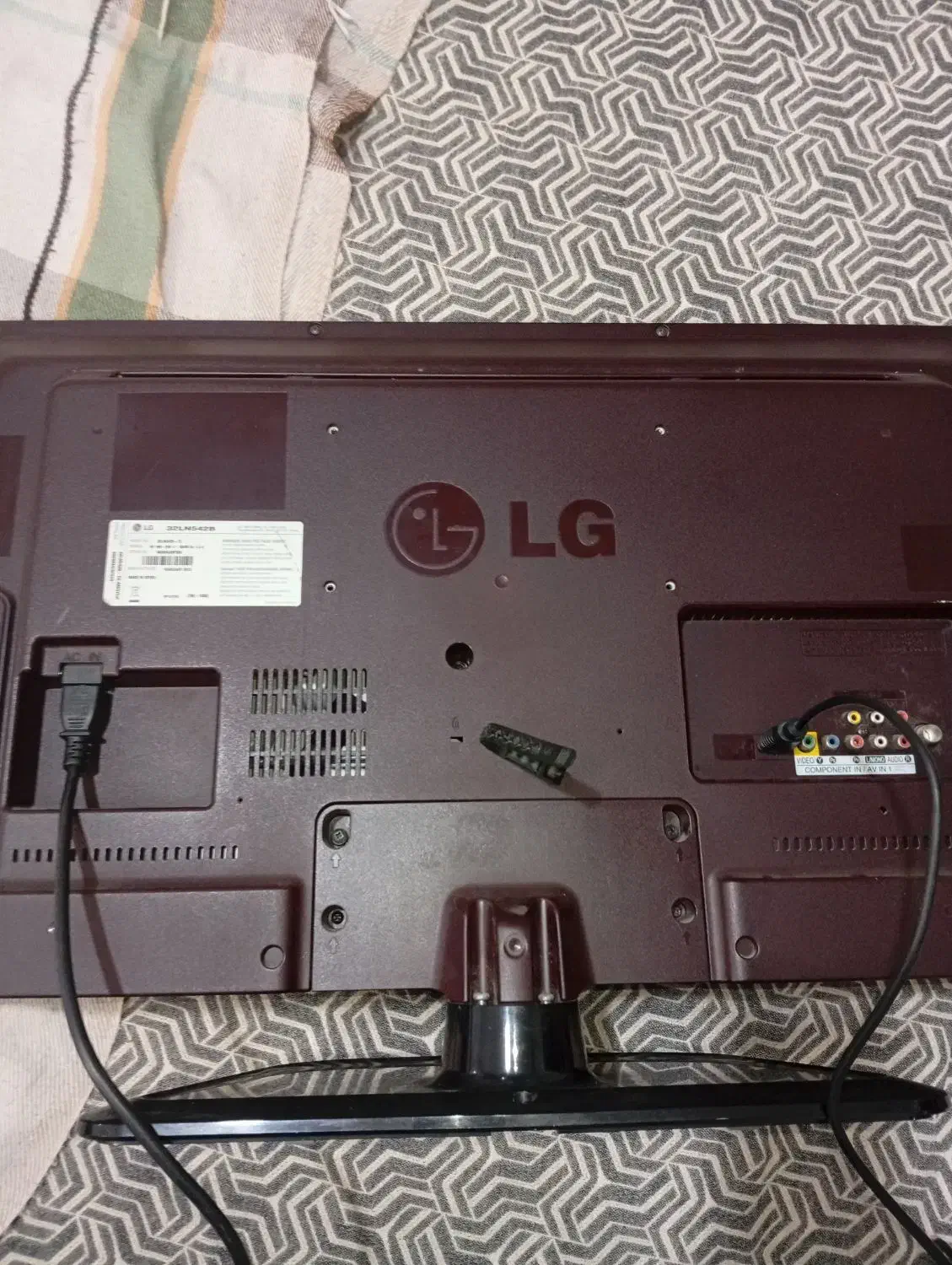 ال ای دی الجی32|تلویزیون و پروژکتور|شیراز, کوشک میدان|دیوار