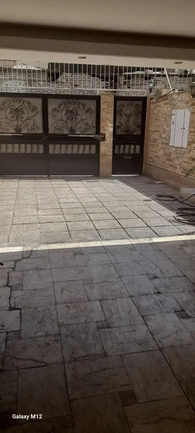 ۵۳ متر آسانسور دار کارون