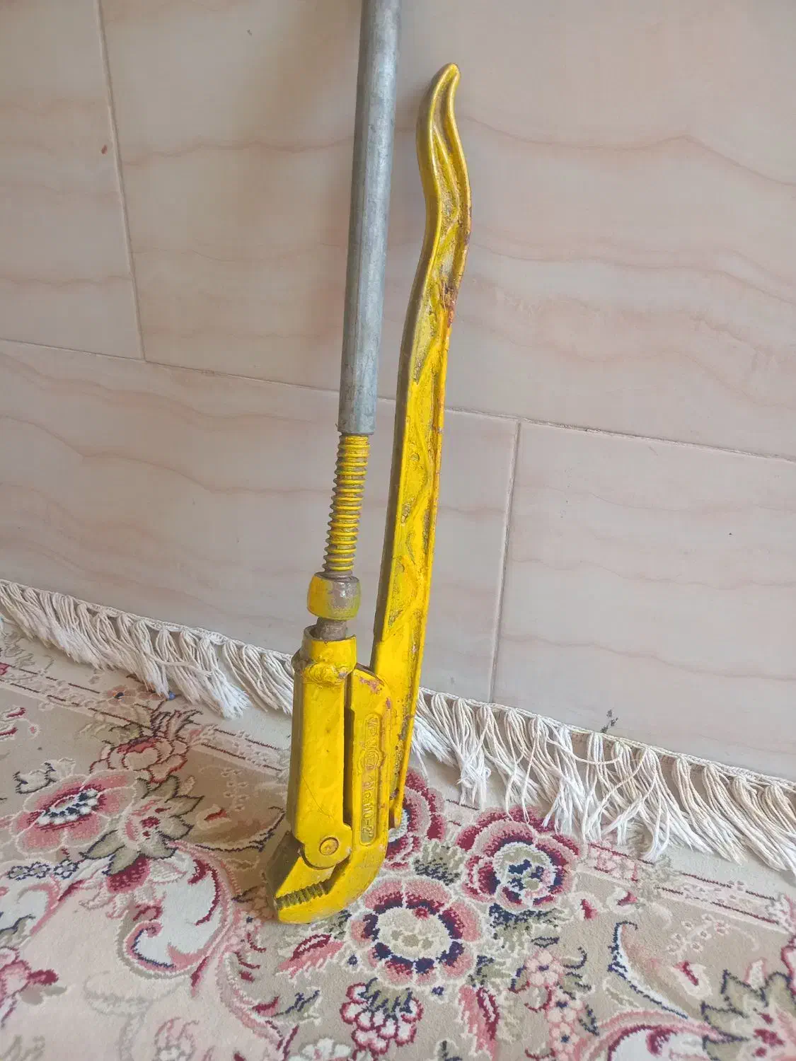 وسایل خانه پرده تشک یک نفره مانتو شلوار اداری نو|حراج|شیراز, سیاه سنگ|دیوار