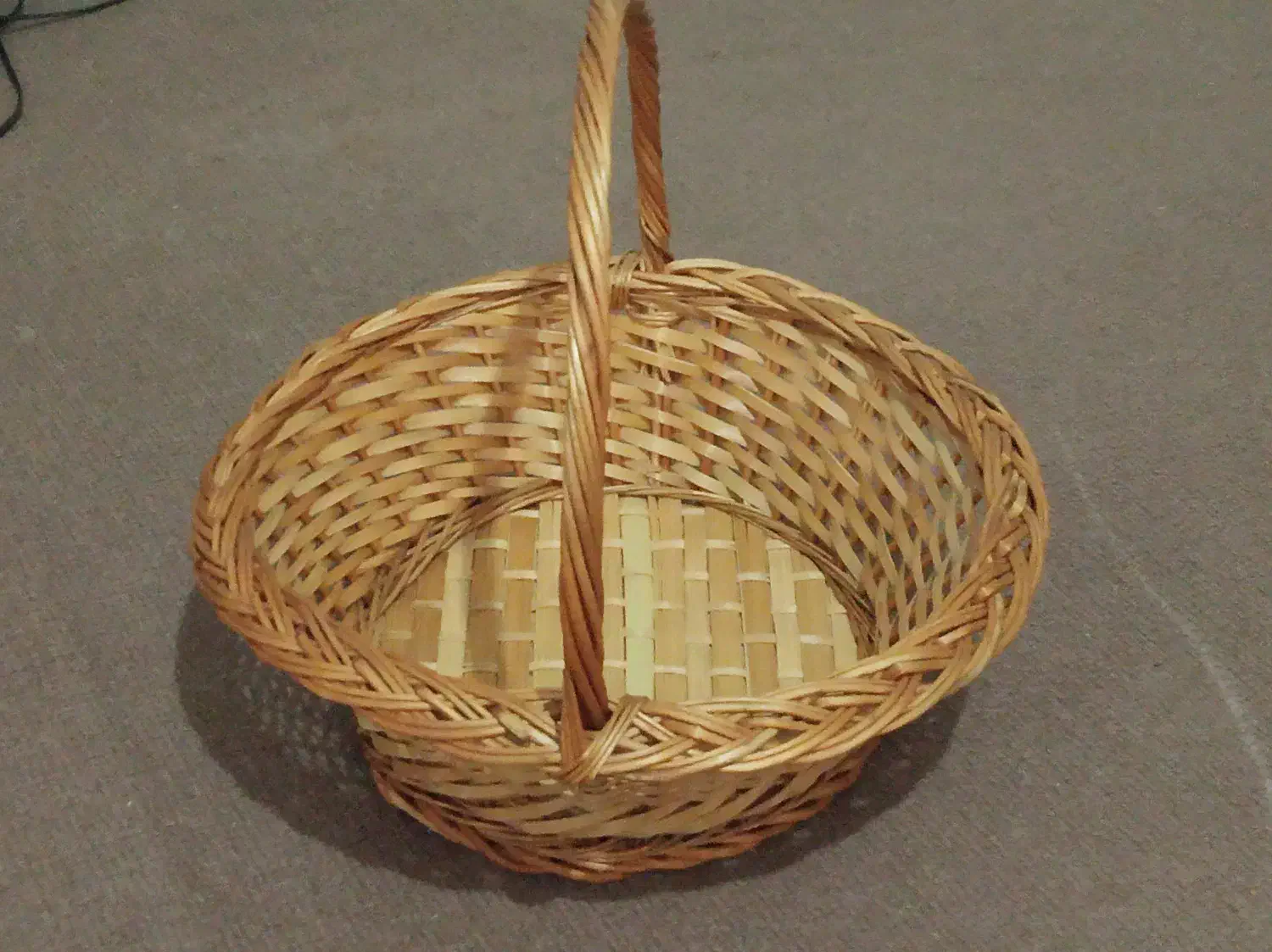 سبد های حصیری برای میوه و گل|صنایع دستی و سایر لوازم تزئینی|رشت, استقامت ۱|دیوار