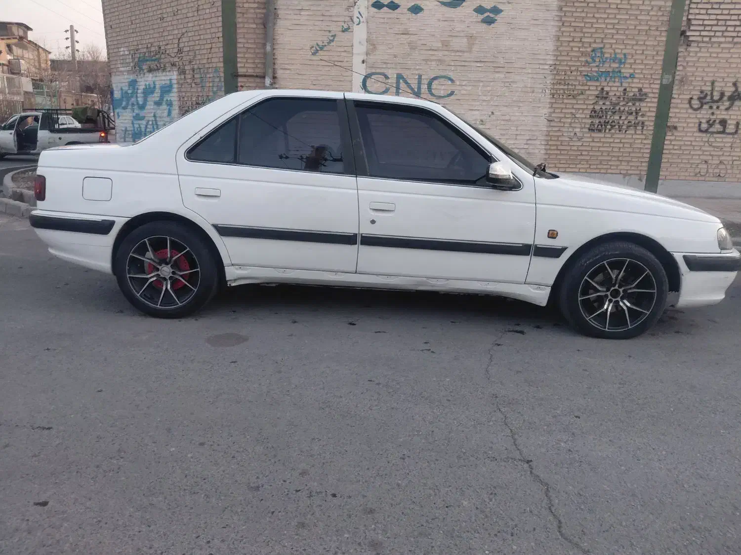 پژو پرشیا سال مدل ۱۳۹۵ سیستمی|خودرو سواری و وانت|تهران, هلال احمر|دیوار