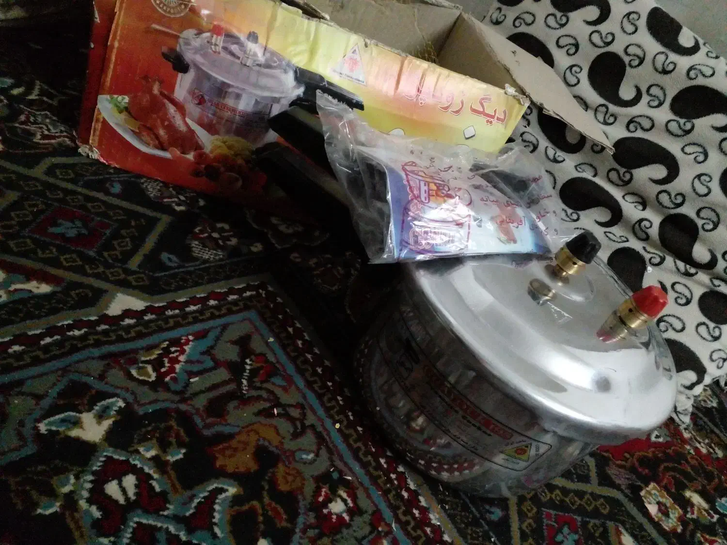 زودپز|ظروف پخت‌وپز|زاهدان, |دیوار