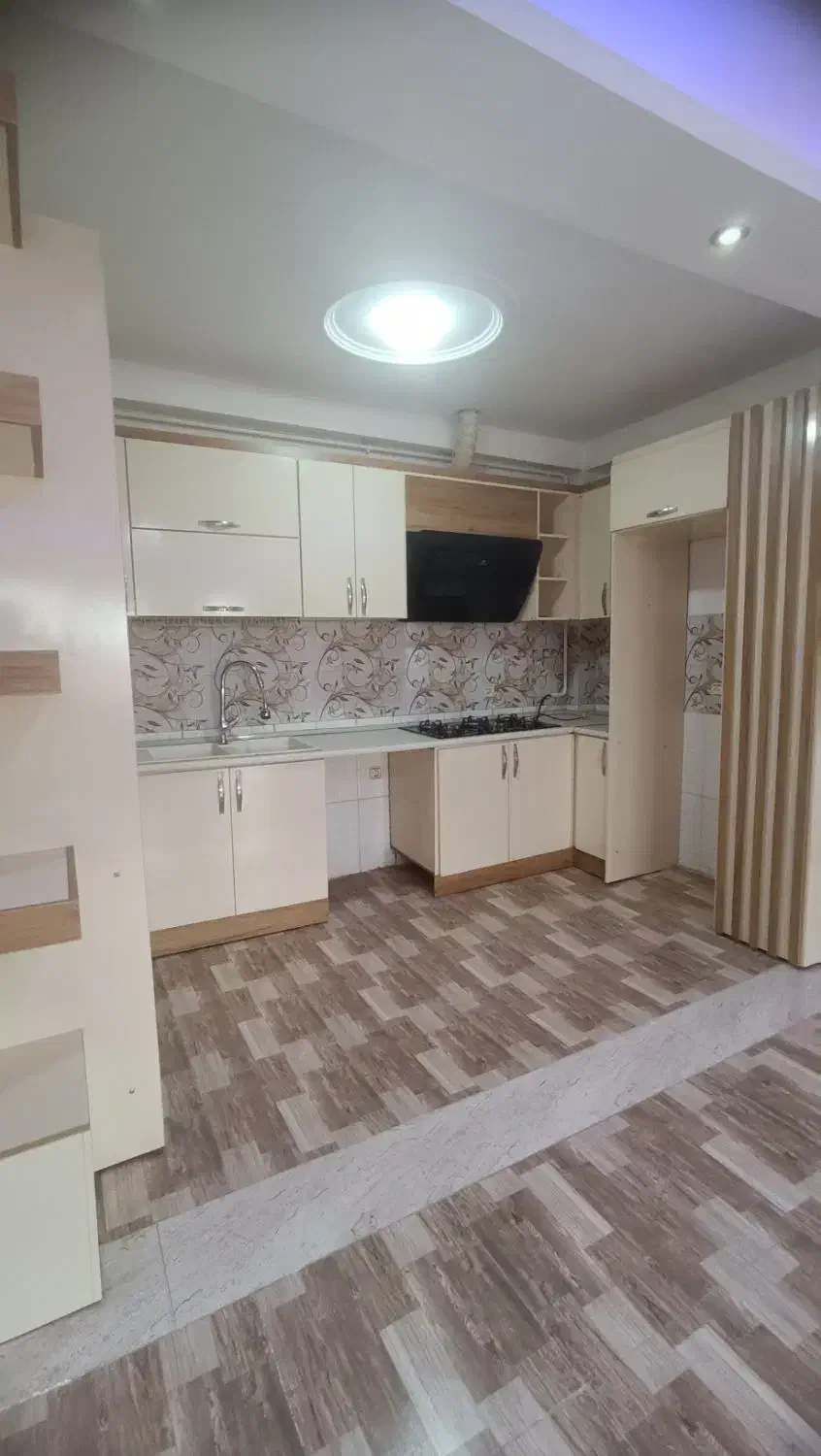 رهن ویلا نیم پیلوت شهری|اجارهٔ خانه و ویلا|آستانه اشرفیه, |دیوار