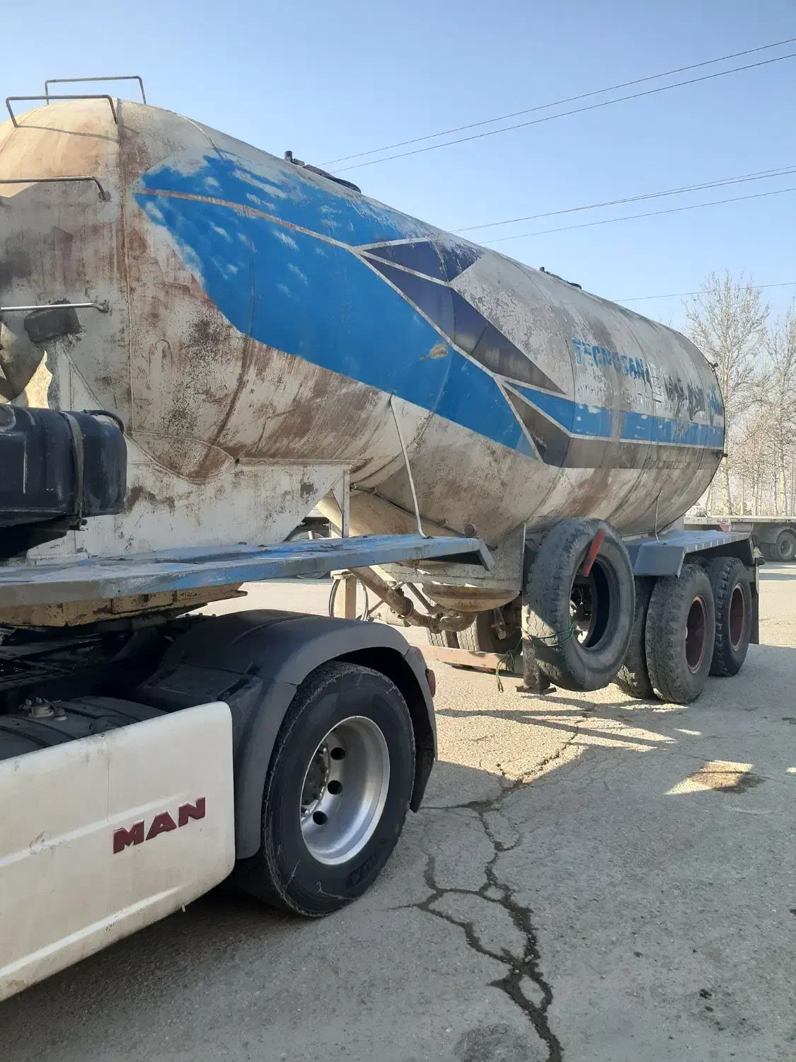 بونکر|خودرو سنگین|آبیک, |دیوار