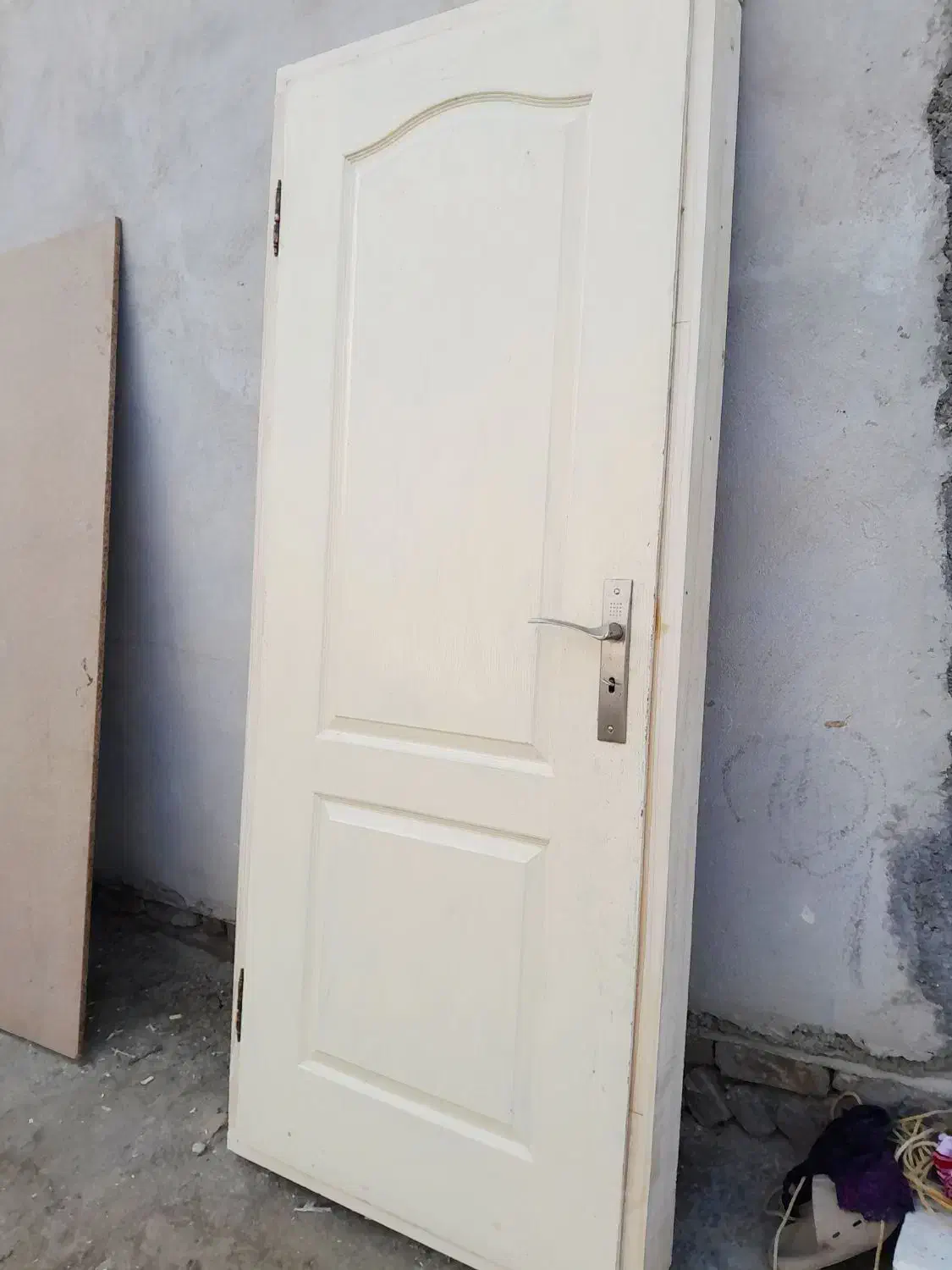 درب چوبی خوب وتمیز|مصالح و تجهیزات ساختمان|بندر ترکمن, |دیوار