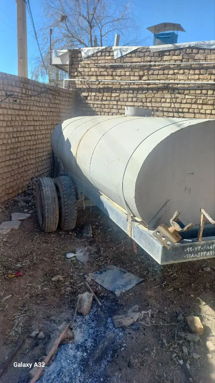 تانک بیضی ۴۰۰۰هزاری|ماشینآلات صنعتی|چادگان, |دیوار