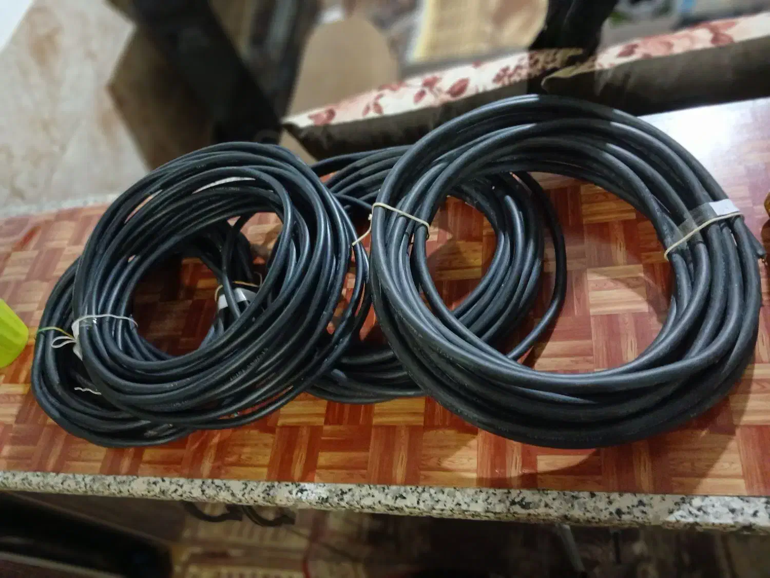 سیم وکابل|ابزارآلات|شیراز, کوشک میدان|دیوار