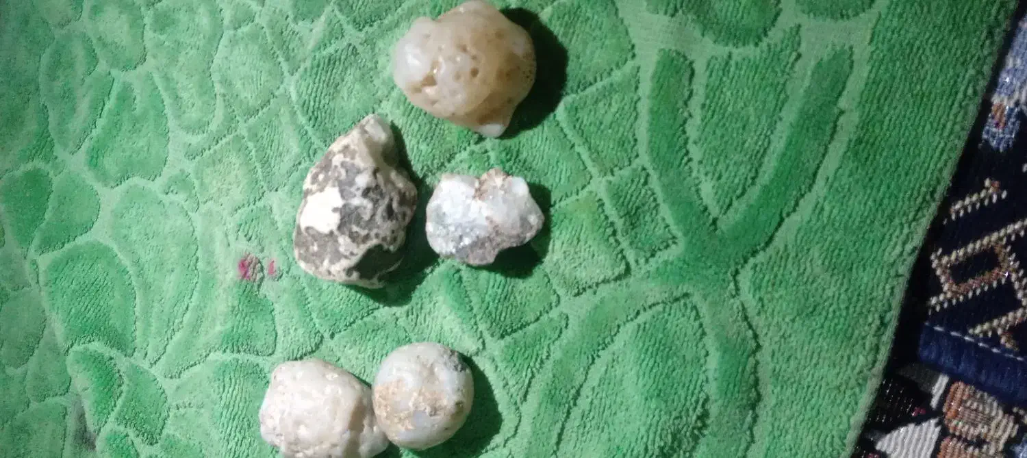 سنگ خاص|کلکسیون اشیاء عتیقه|محمدیه-قزوین, |دیوار