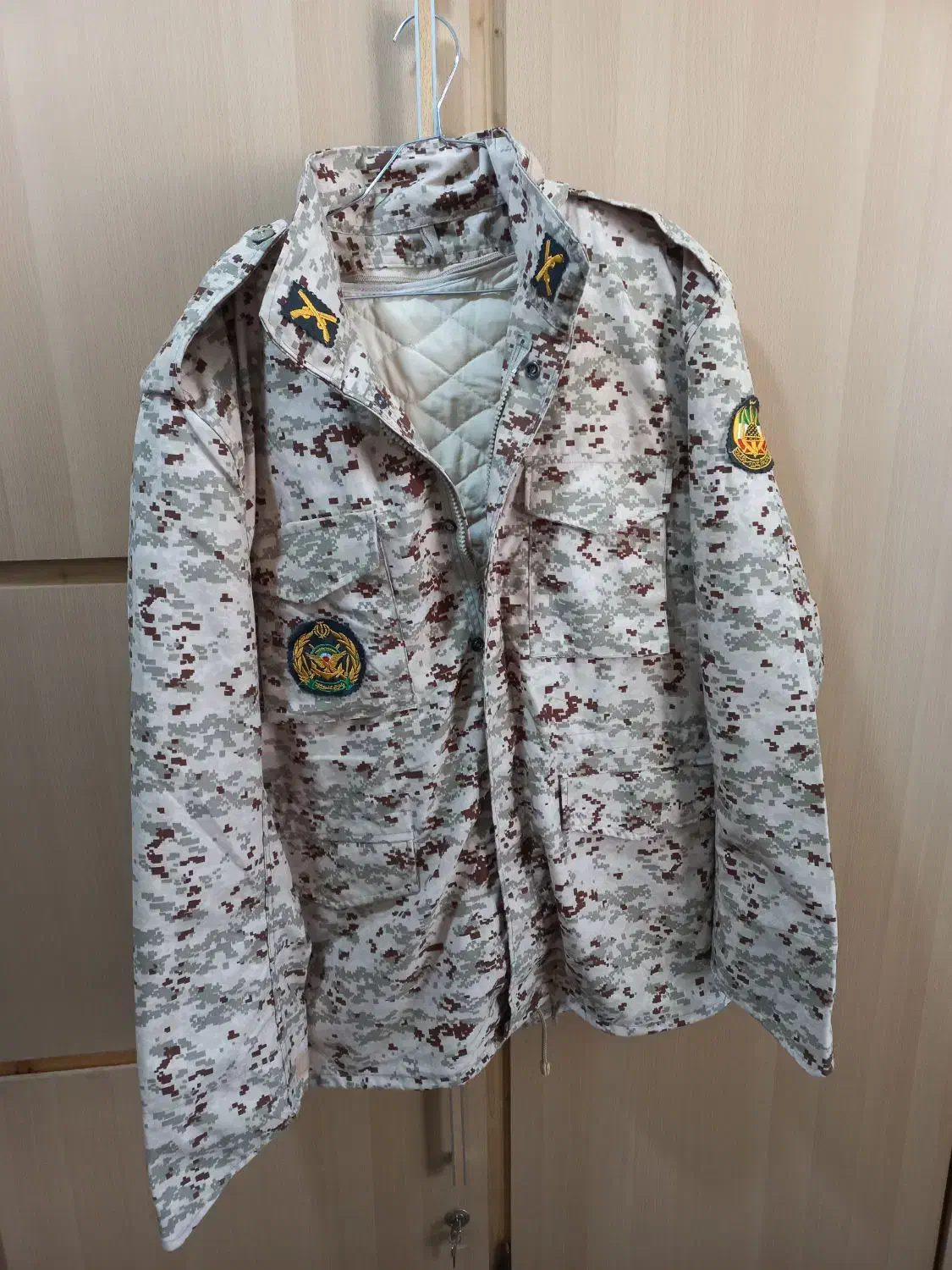 اورکت سربازی ارتش سایز۴۸و۵۶نوآکبند پلمپ|لباس|شیراز, شهرک سراج|دیوار