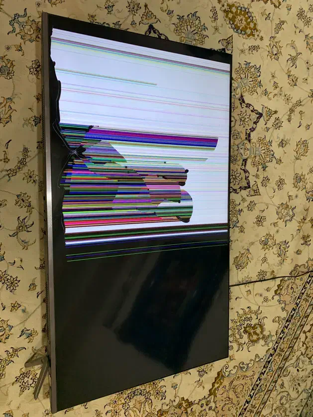 دوو ۵۰ اینچ هوشمند صفحه شکسته|تلویزیون و پروژکتور|ورامین, ورامین|دیوار