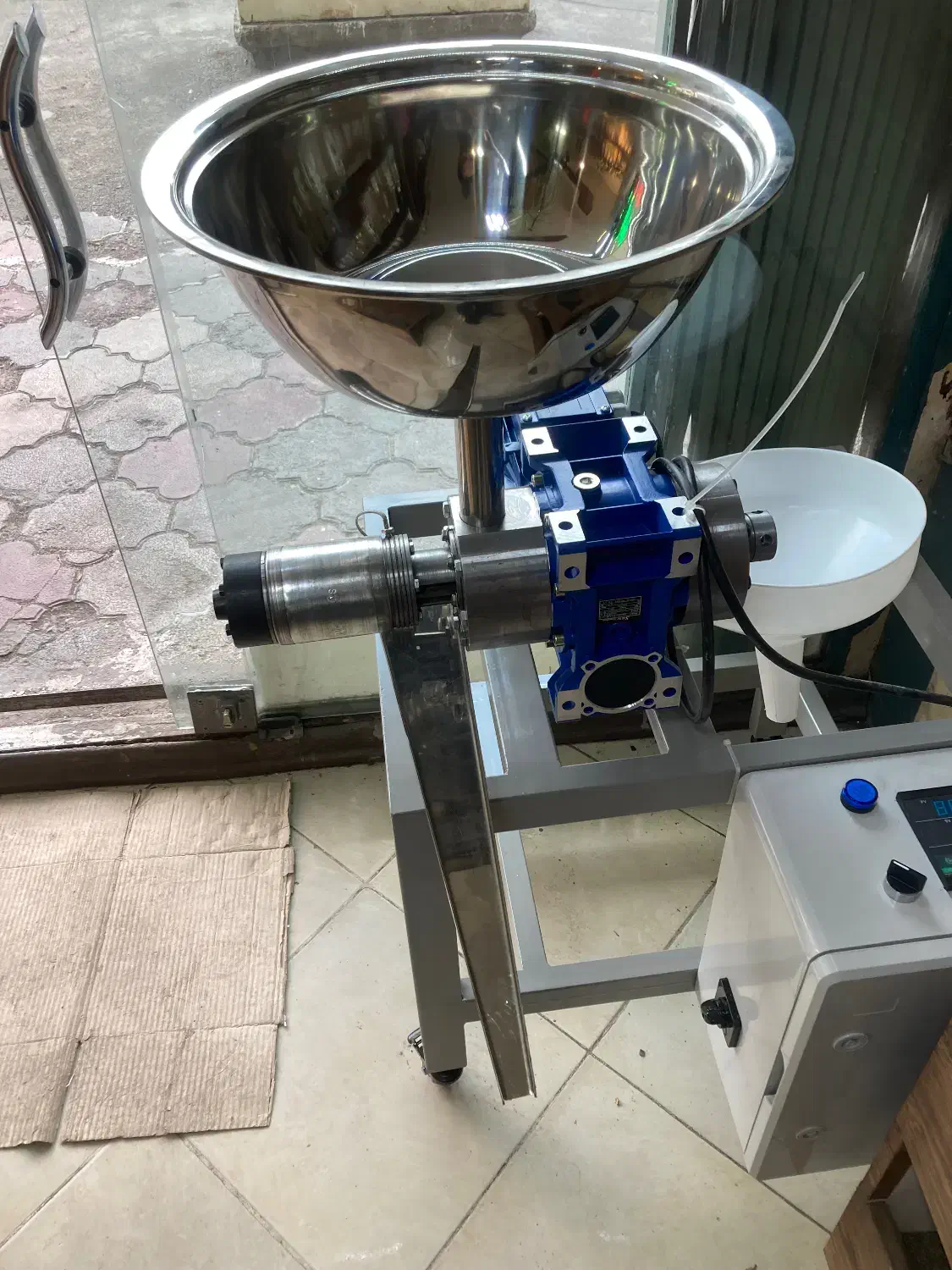 دستگاه روغن گیری|فروشگاه و مغازه|مشهد, هفت تیر (حافظ)|دیوار