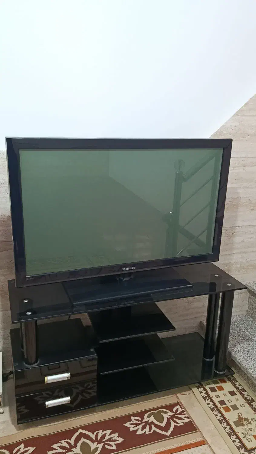 تلویزیون سامسونگ 42اینچ|تلویزیون و پروژکتور|هشتگرد, مدرس|دیوار