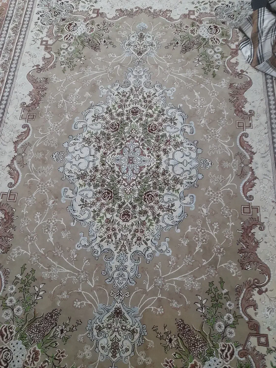 ۴ عدد فرش تمیز در حد|فرش|مشکیندشت, |دیوار