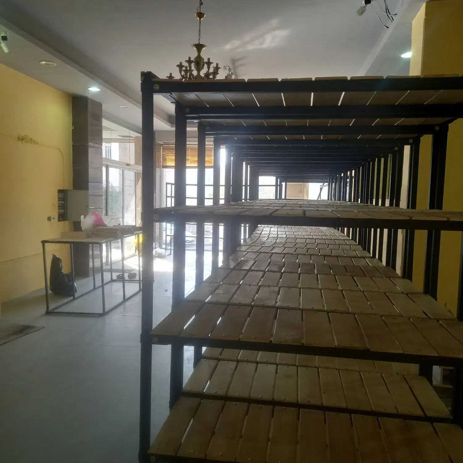 قفسه پروفیل چوب بست سفارش فقط درجه یک وبدون کاستی|فروشگاه و مغازه|قم, پردیسان|دیوار