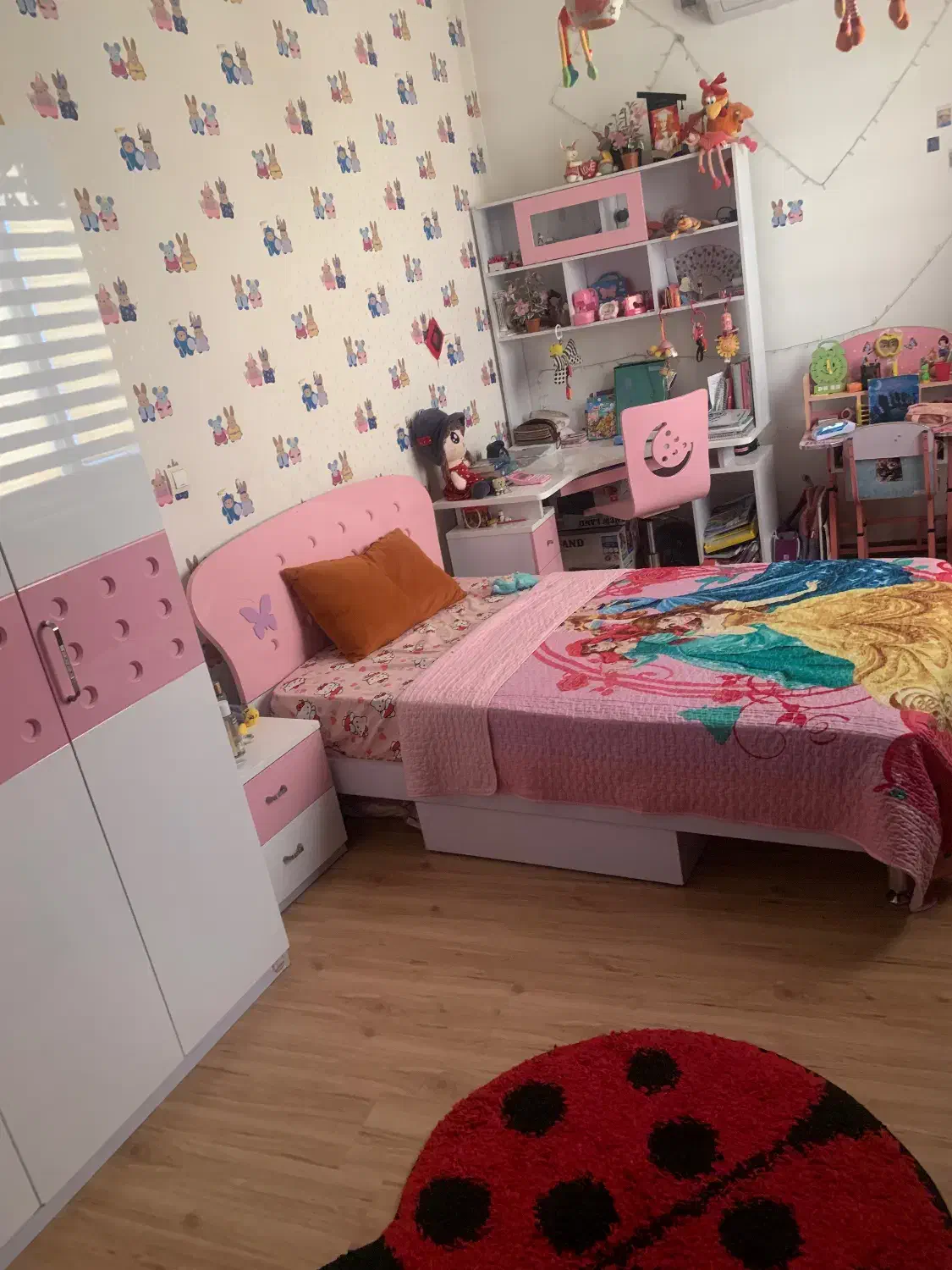 فروش کمد و تخت نوجوان|تخت و سرویس خواب|کرمان, |دیوار